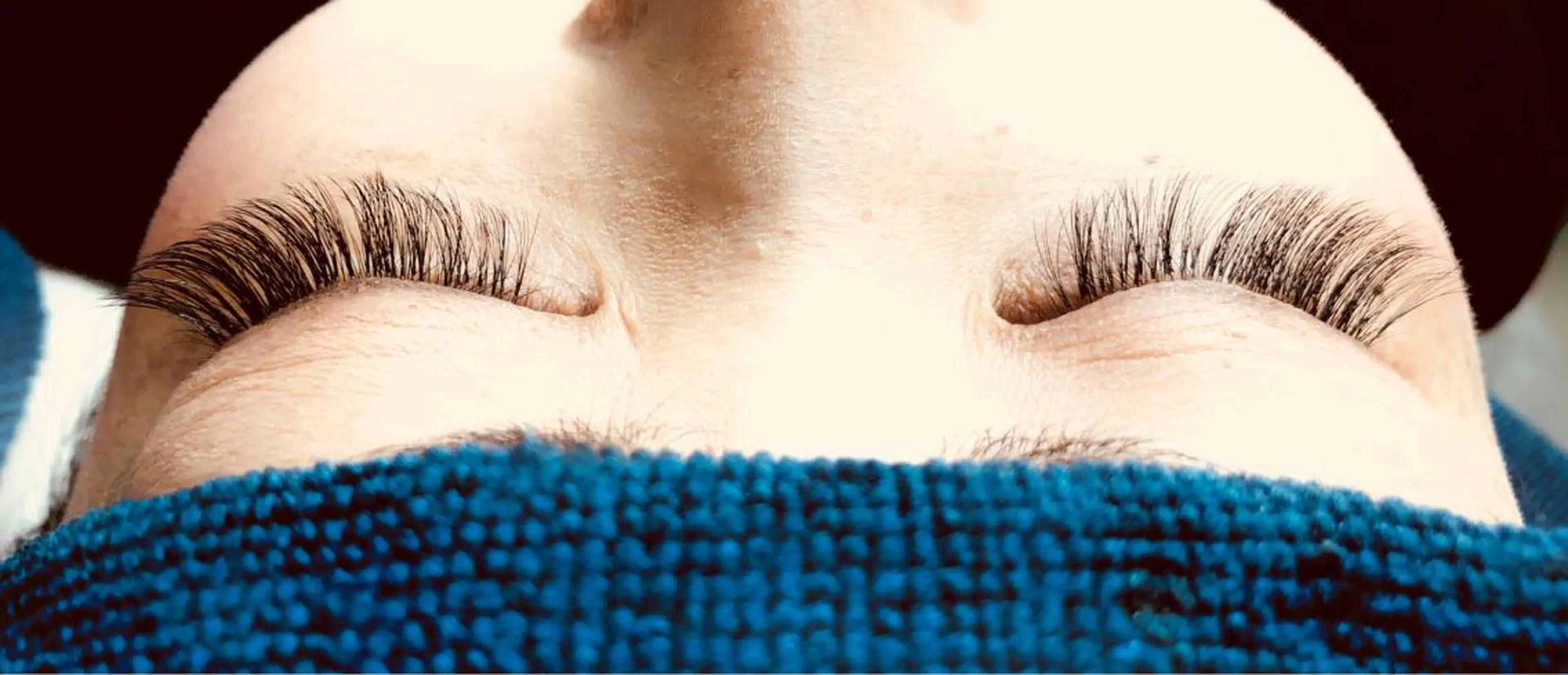 マツエク・マツパ 目尻長め ボリュームラッシュ サロンEF 金山店所属・アイデザイナー HIBINOのマツエク・マツパデザイン