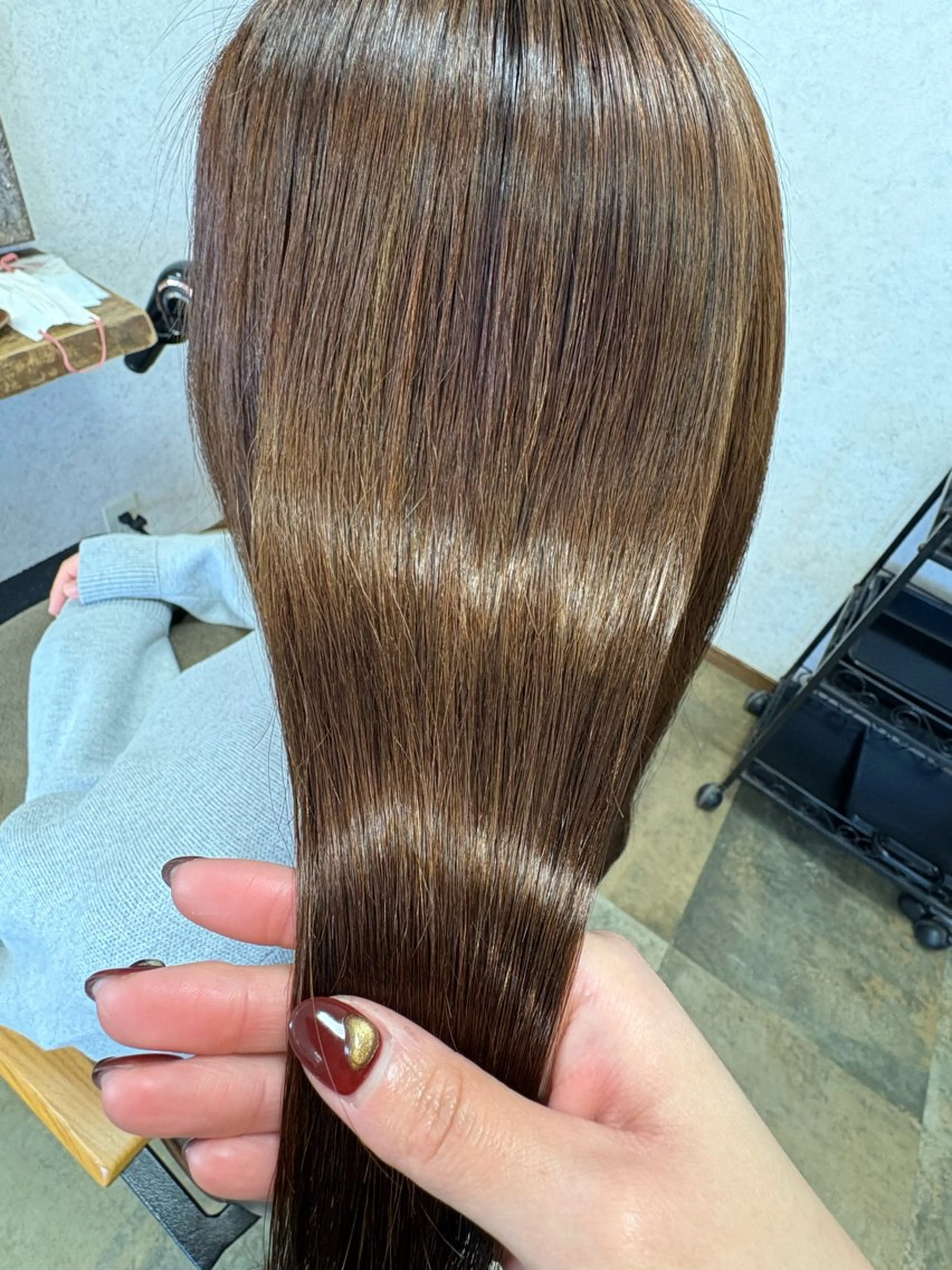 ロング カット 縮毛矯正 阿部 叶夢のヘアスタイル