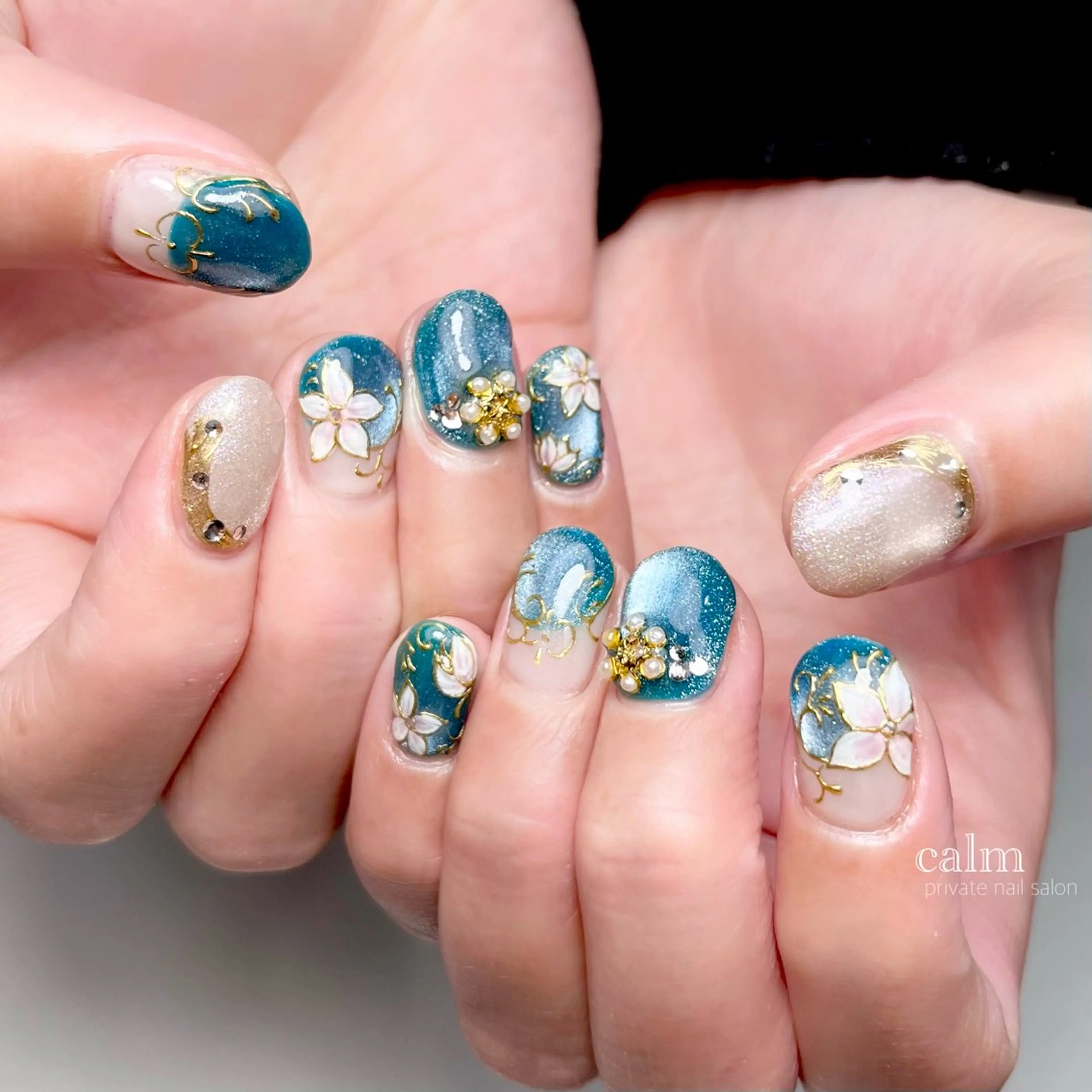 ネイル ハンドネイル calm 〔ｶｰﾑ〕のネイルデザイン