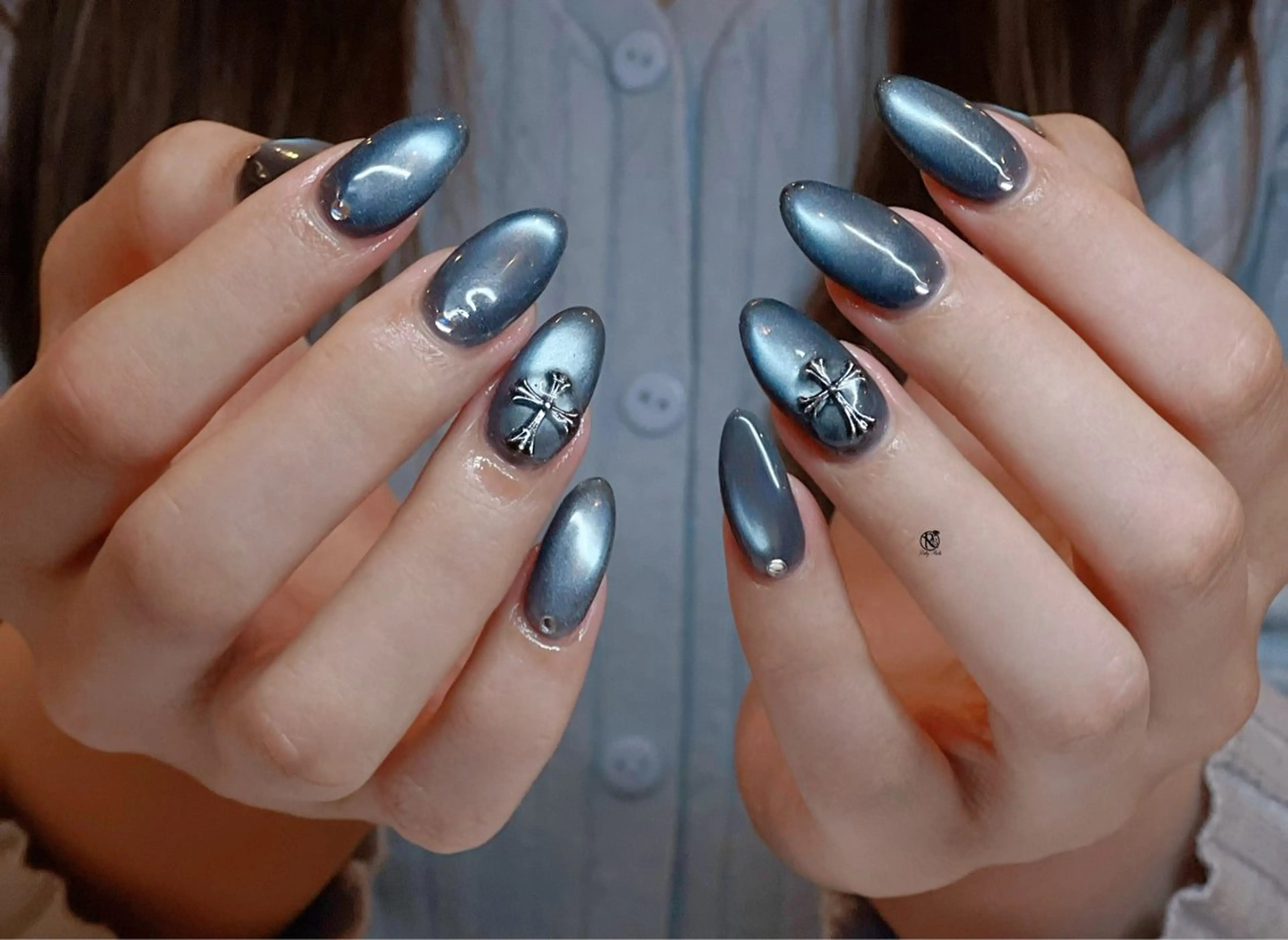 ネイル ボルドー ブラウン チークネイル ドット フットネイル ハンドネイル CHERRYネイルサロン所属・チェリネイルサロン 霞ヶ関のネイルデザイン