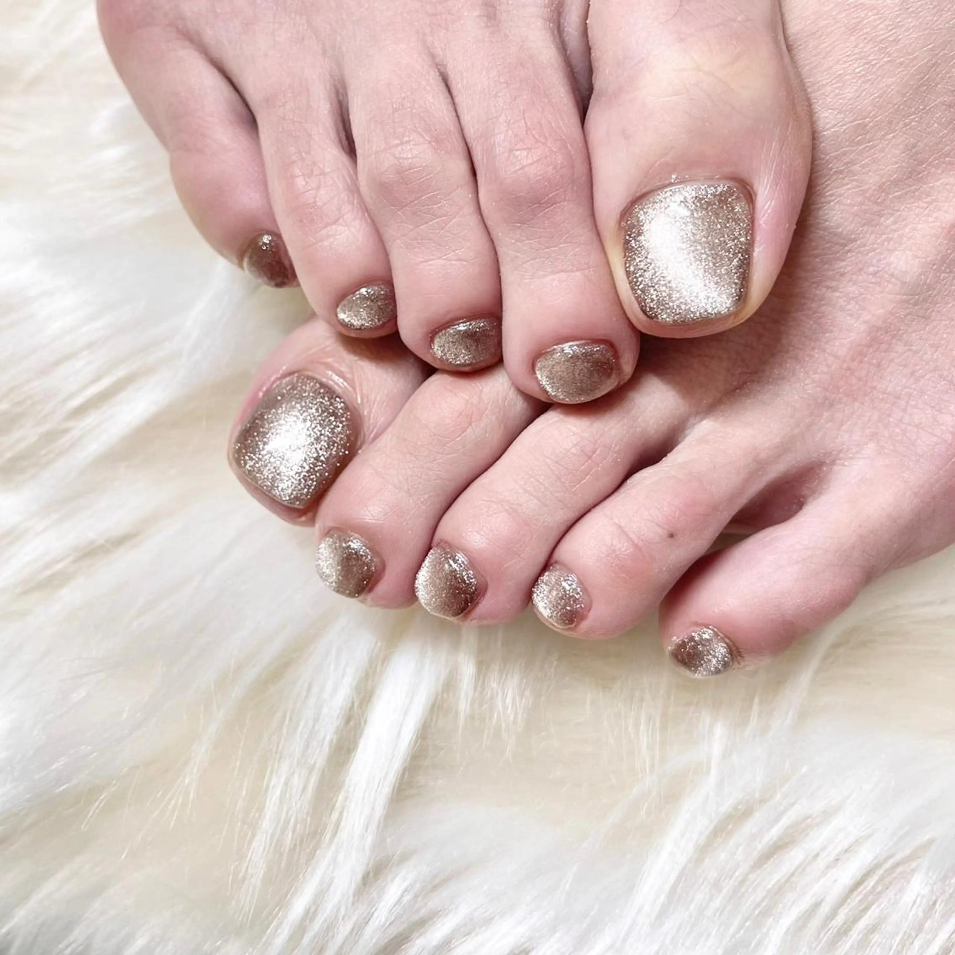 ネイル PEEKABOO京橋 EYE&NAILのマツエク・マツパデザイン