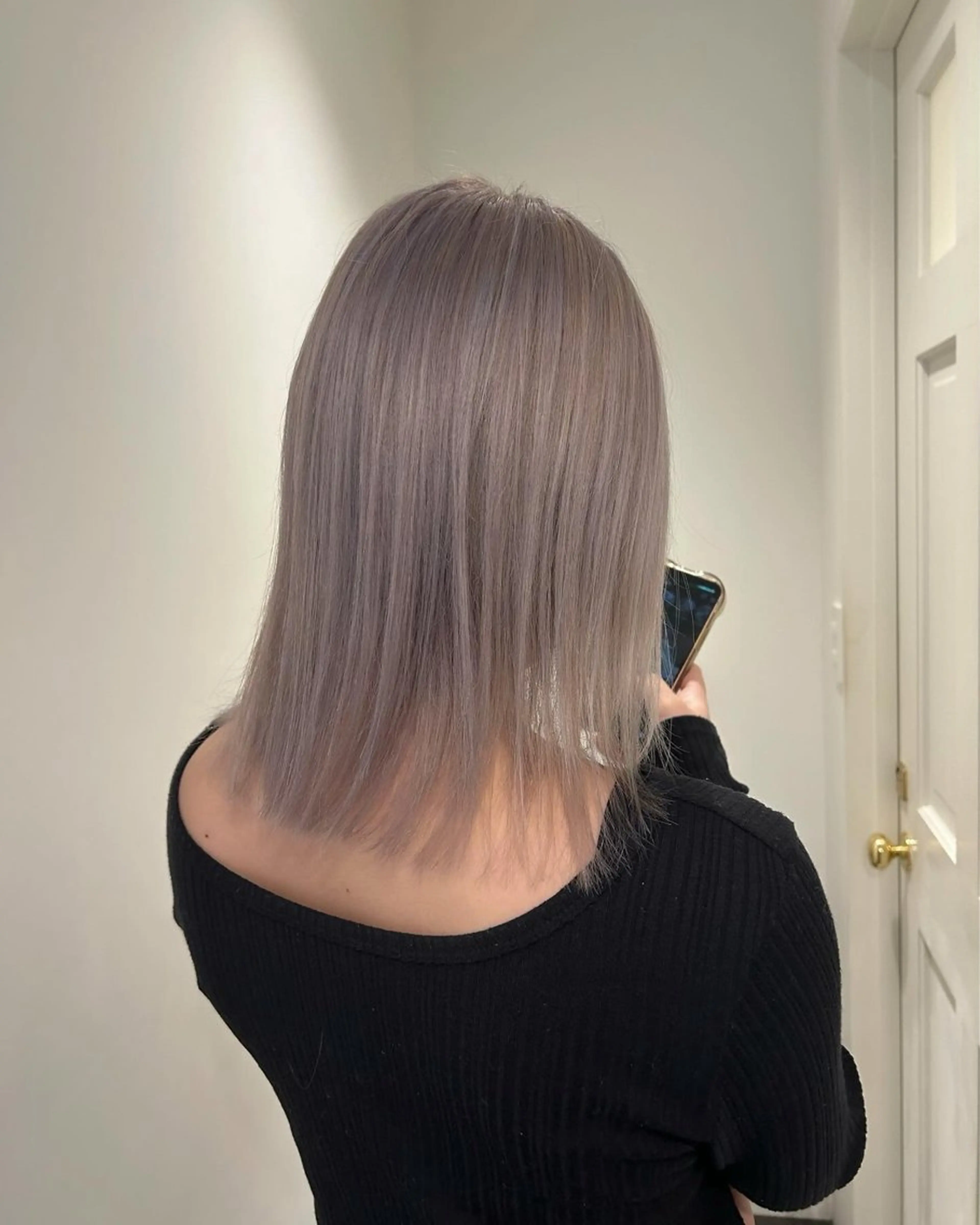 セミロング 湯浅 美葉のヘアスタイル