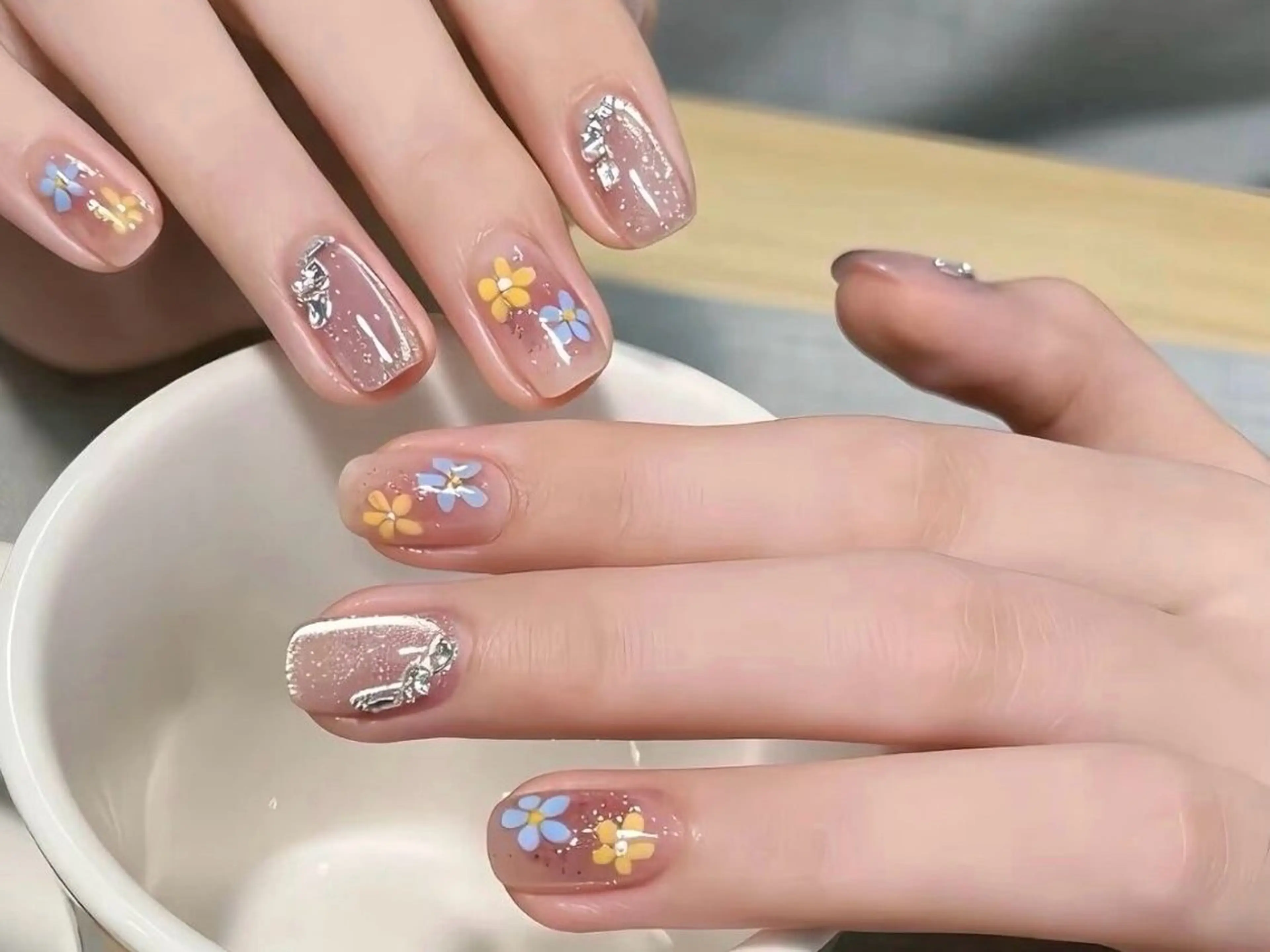 ネイル More Glam Nailsalon 大宮東口店 ～韓国ネイル・ワンホンネイル・スカルプネイル～所属・大宮 愛のネイルデザイン