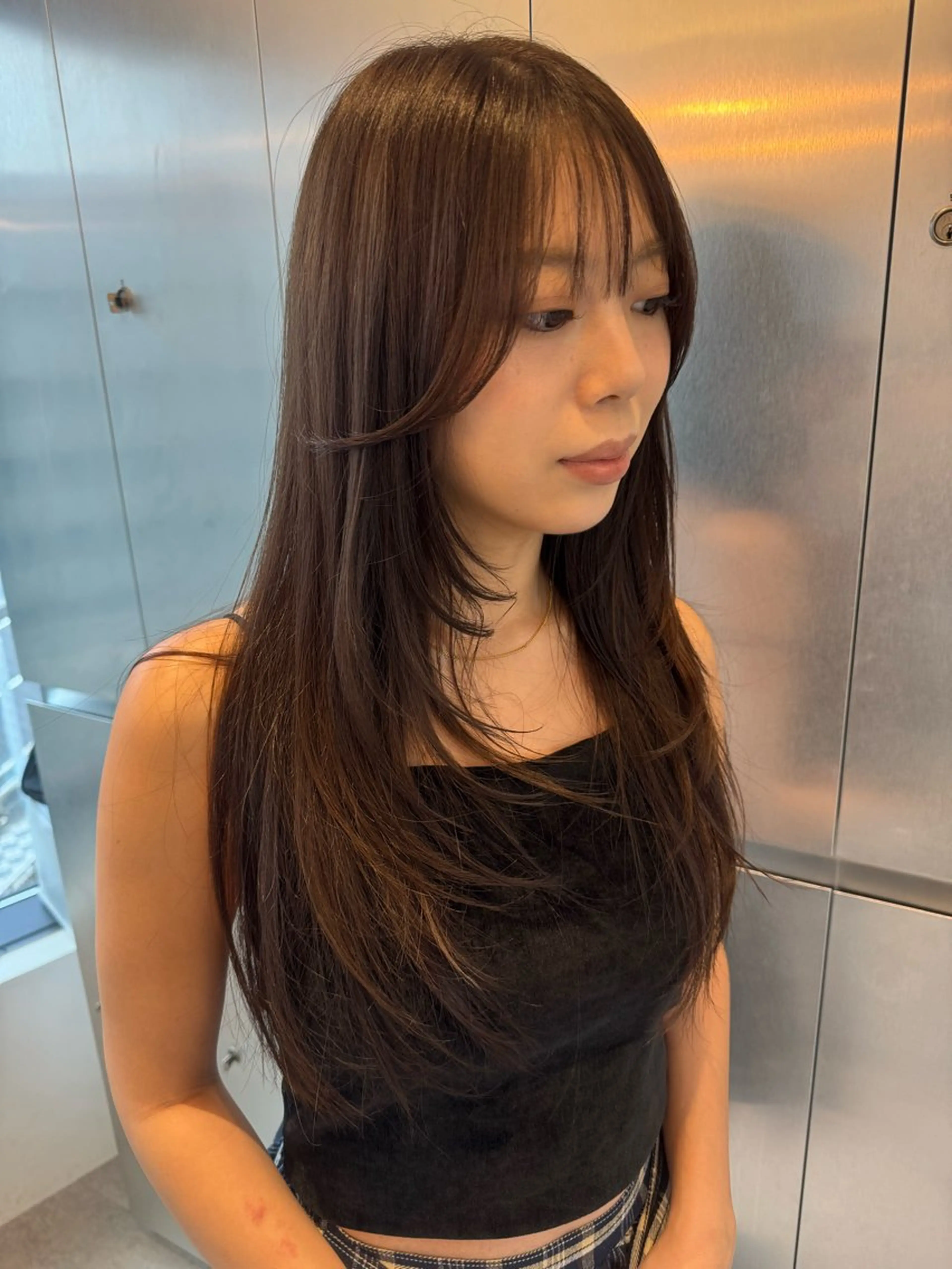 ミディアム カット ヘアカラー 韓国式パーマ🔥 ブリーチ🔥TOMOのヘアスタイル