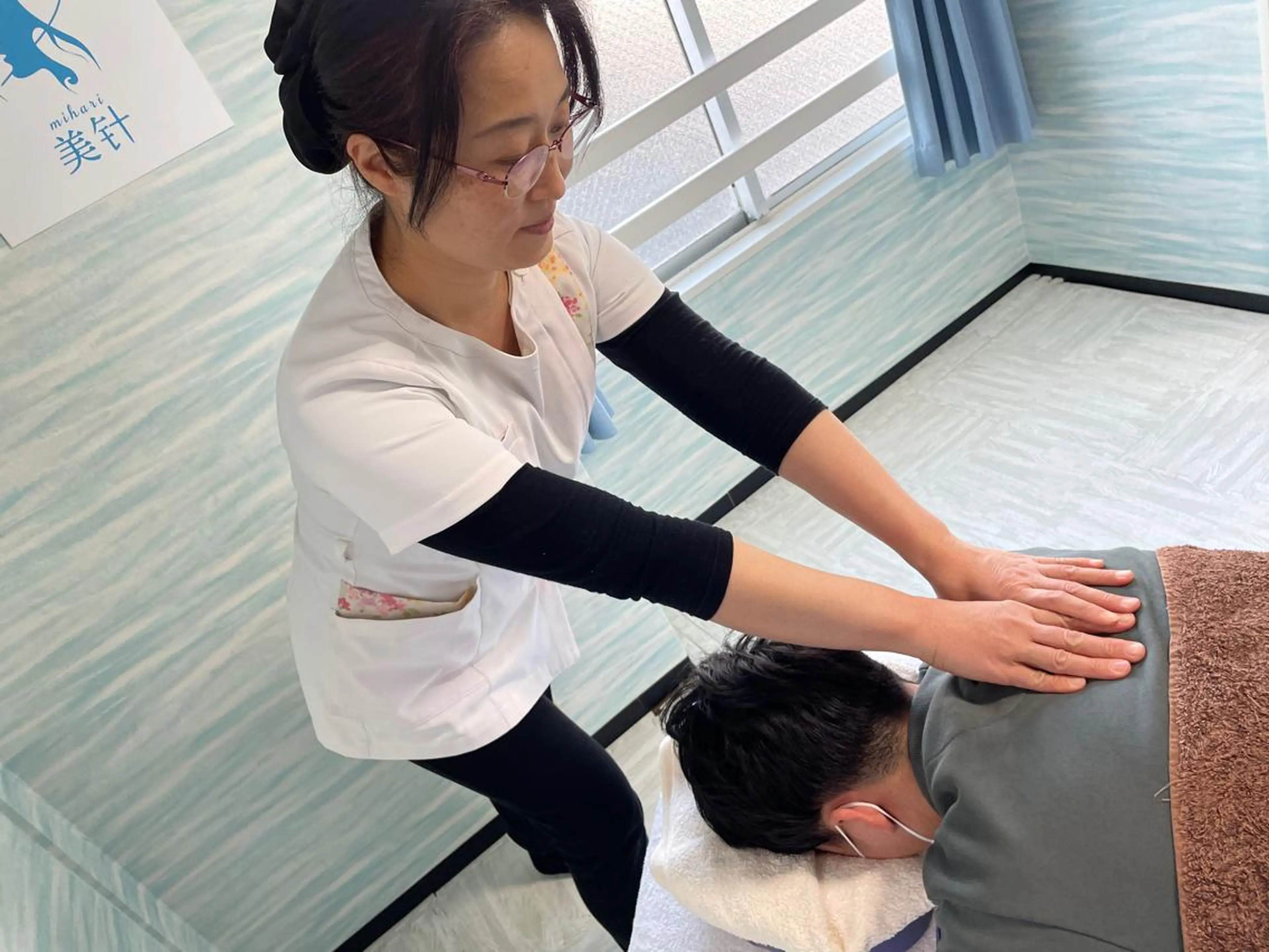 “メイクしたまま"即小顔【美针】mihari所属・小顔矯正マッサージ mihari　栄店のエステ・リラクイメージ