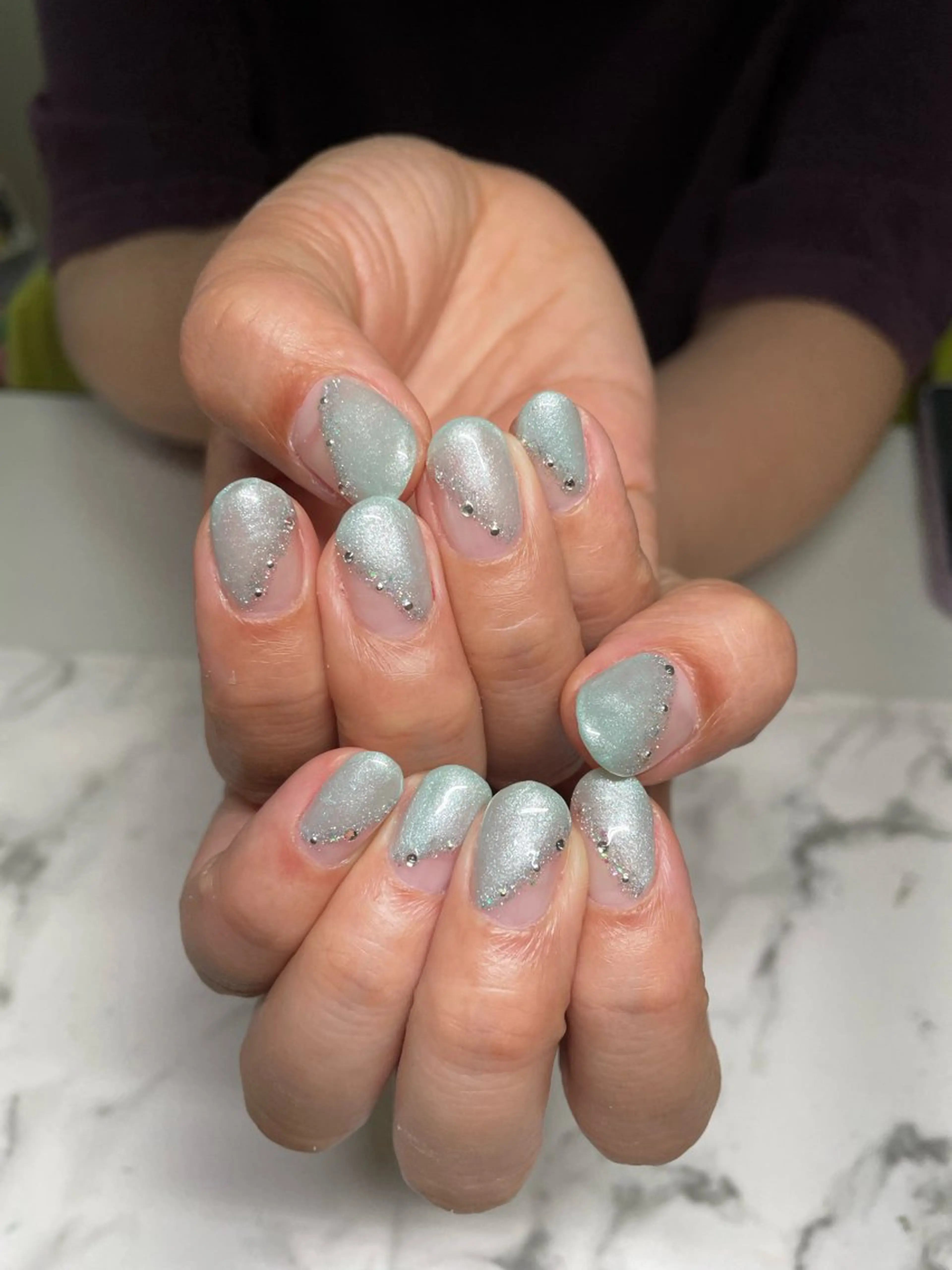 ネイル Mi-roomネイル 耳ツボジュエリーのネイルデザイン