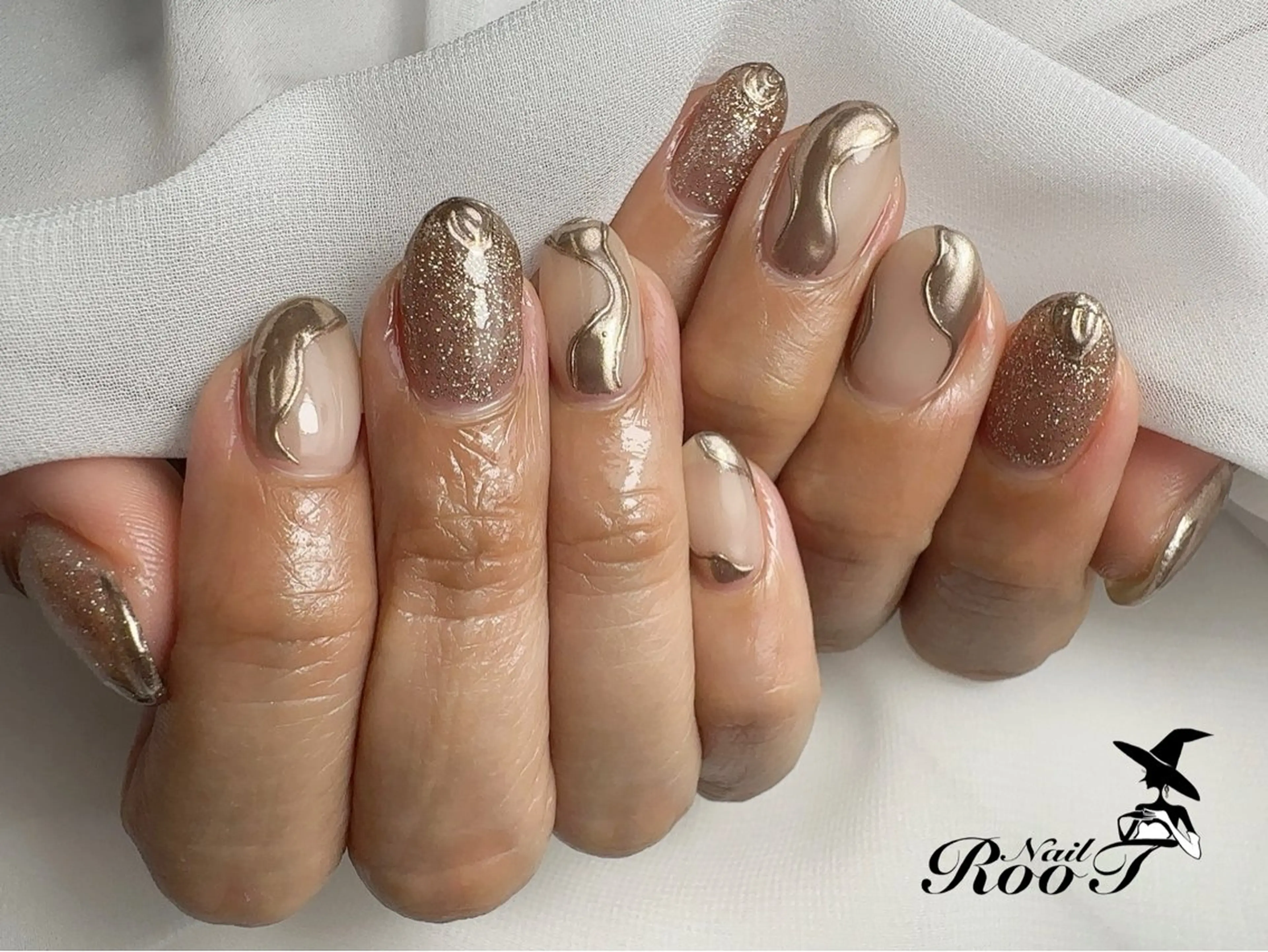 ネイル フラッシュネイル ミラーネイル ニュアンスネイル ハンドネイル RooT Nailのネイルデザイン