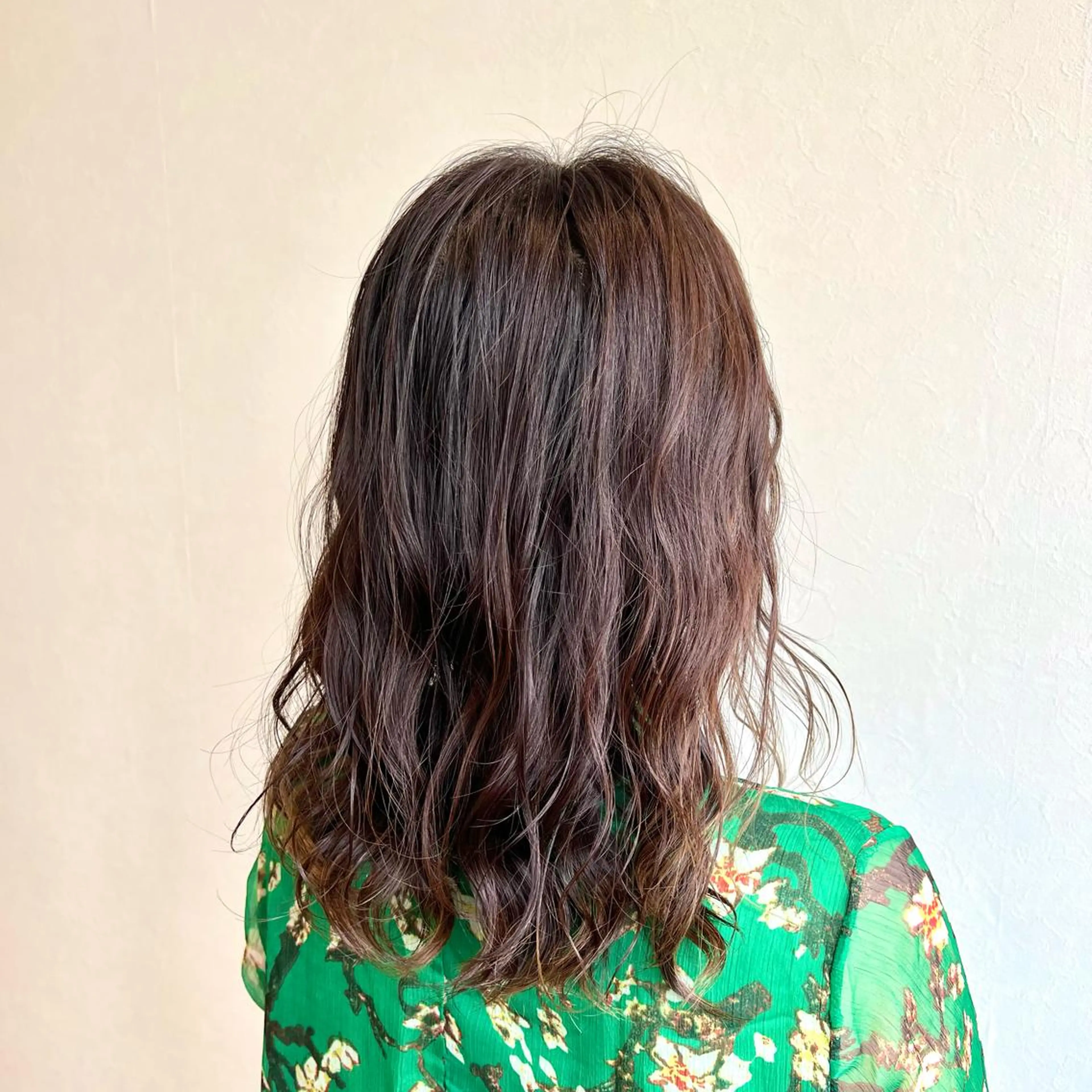 ミディアム LINK LINK (リンク リンク)所属・LINKLINK Honokaのヘアスタイル