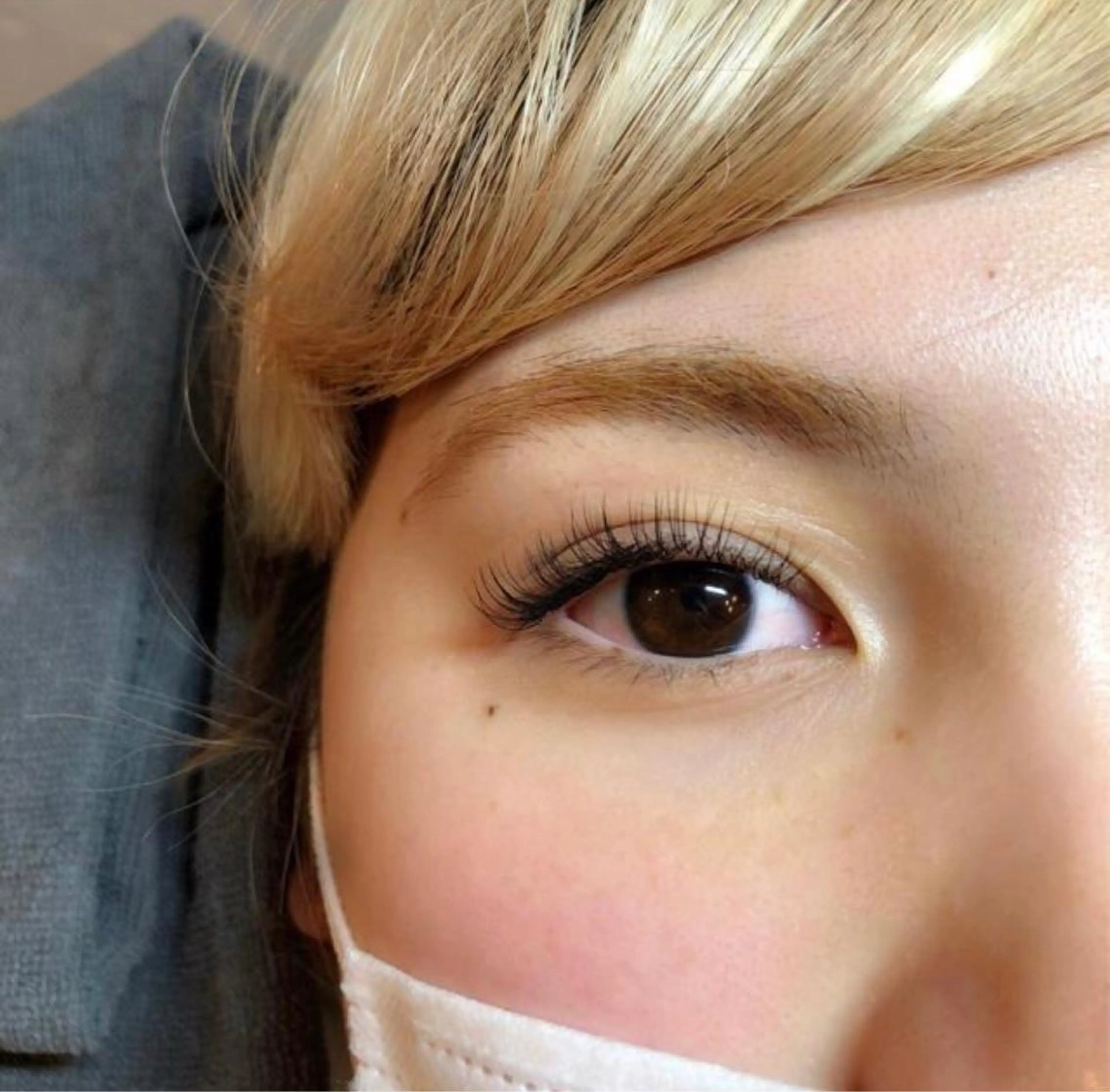 マツエク・マツパ ホットペッパー に移行中【かな】のヘアスタイル