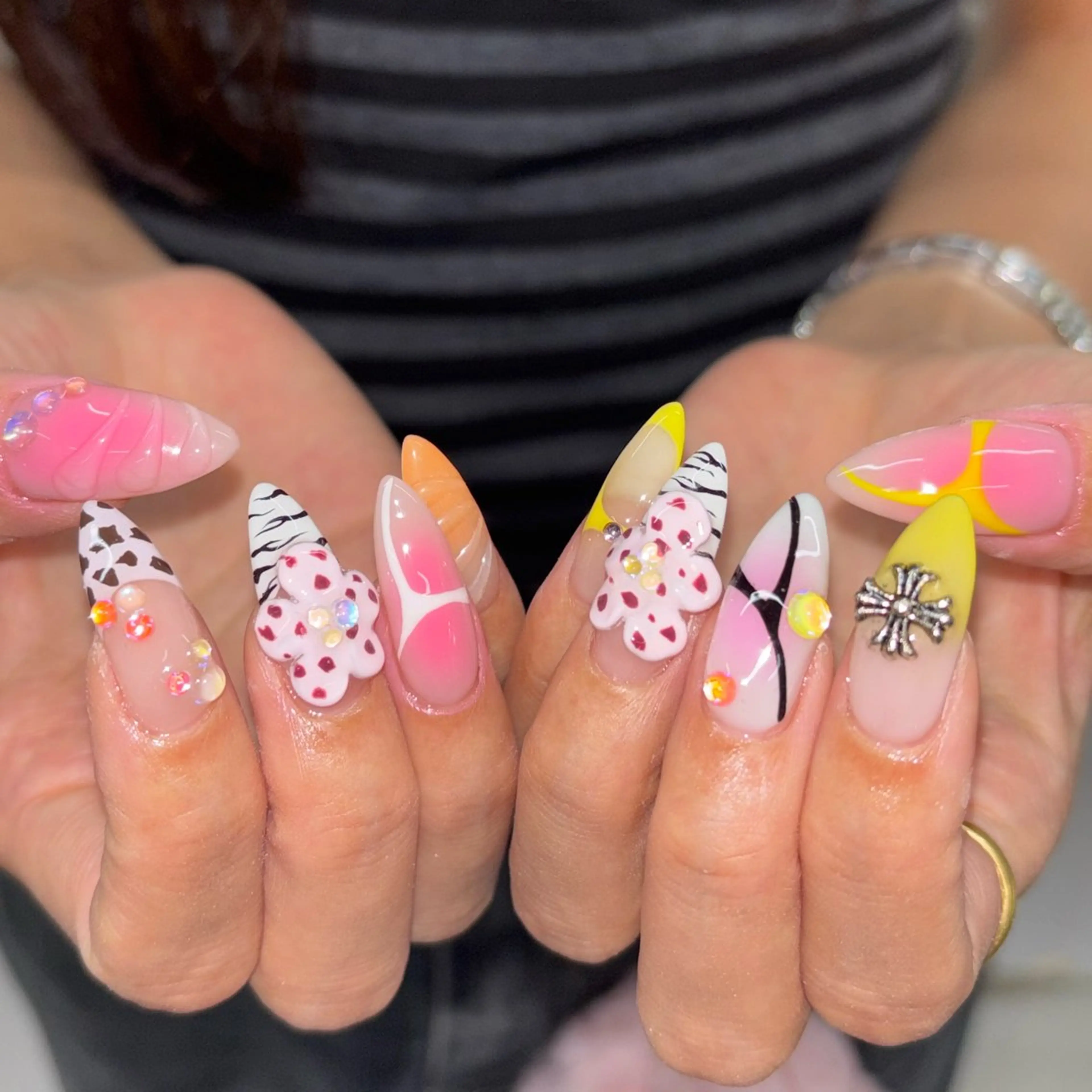 ネイル schon所属・Schon Yuinaのネイルデザイン