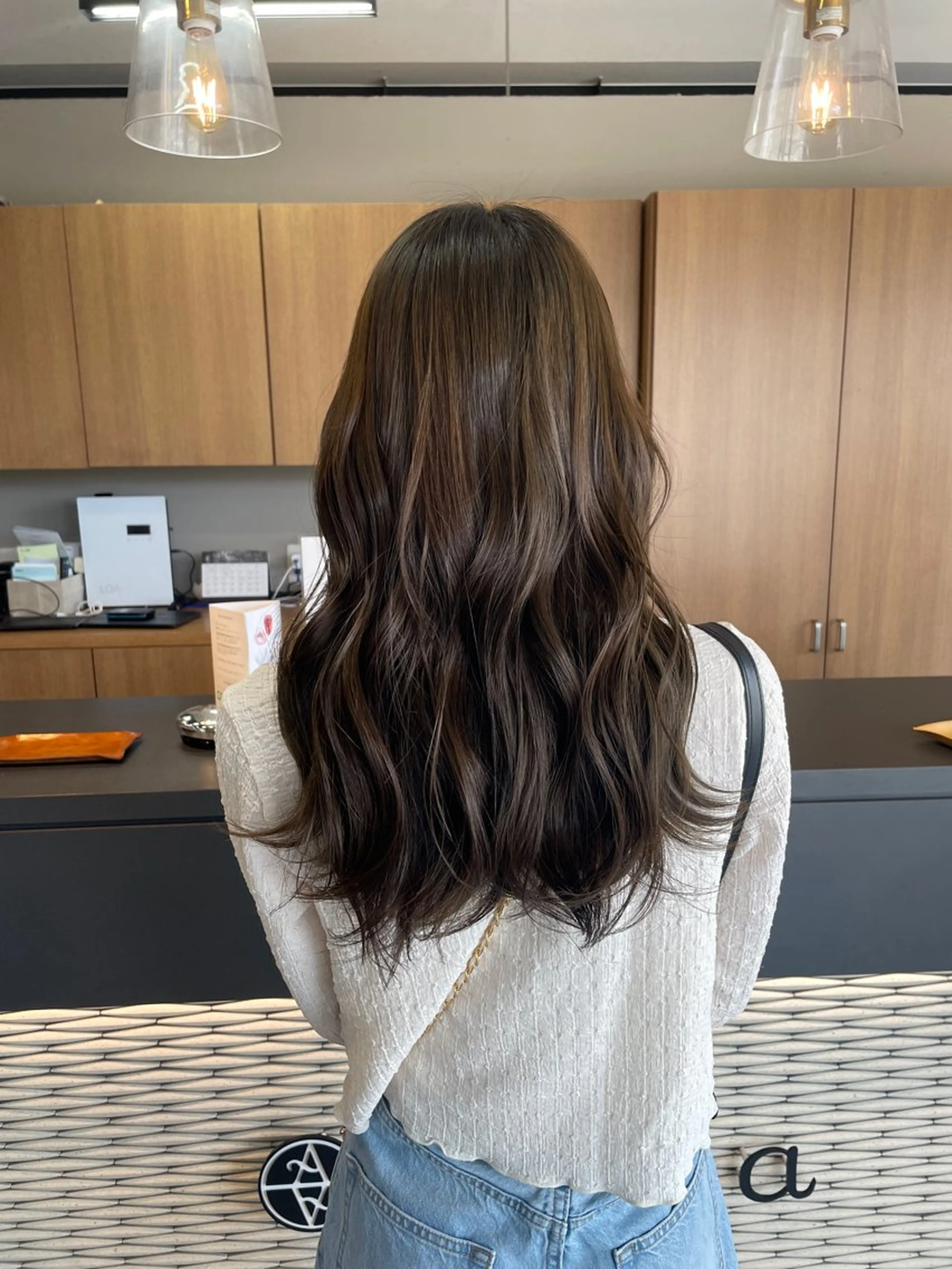 ロング カラー ブラウンカラー オリーブブラウン alu所属・マキノ キョウカのヘアスタイル