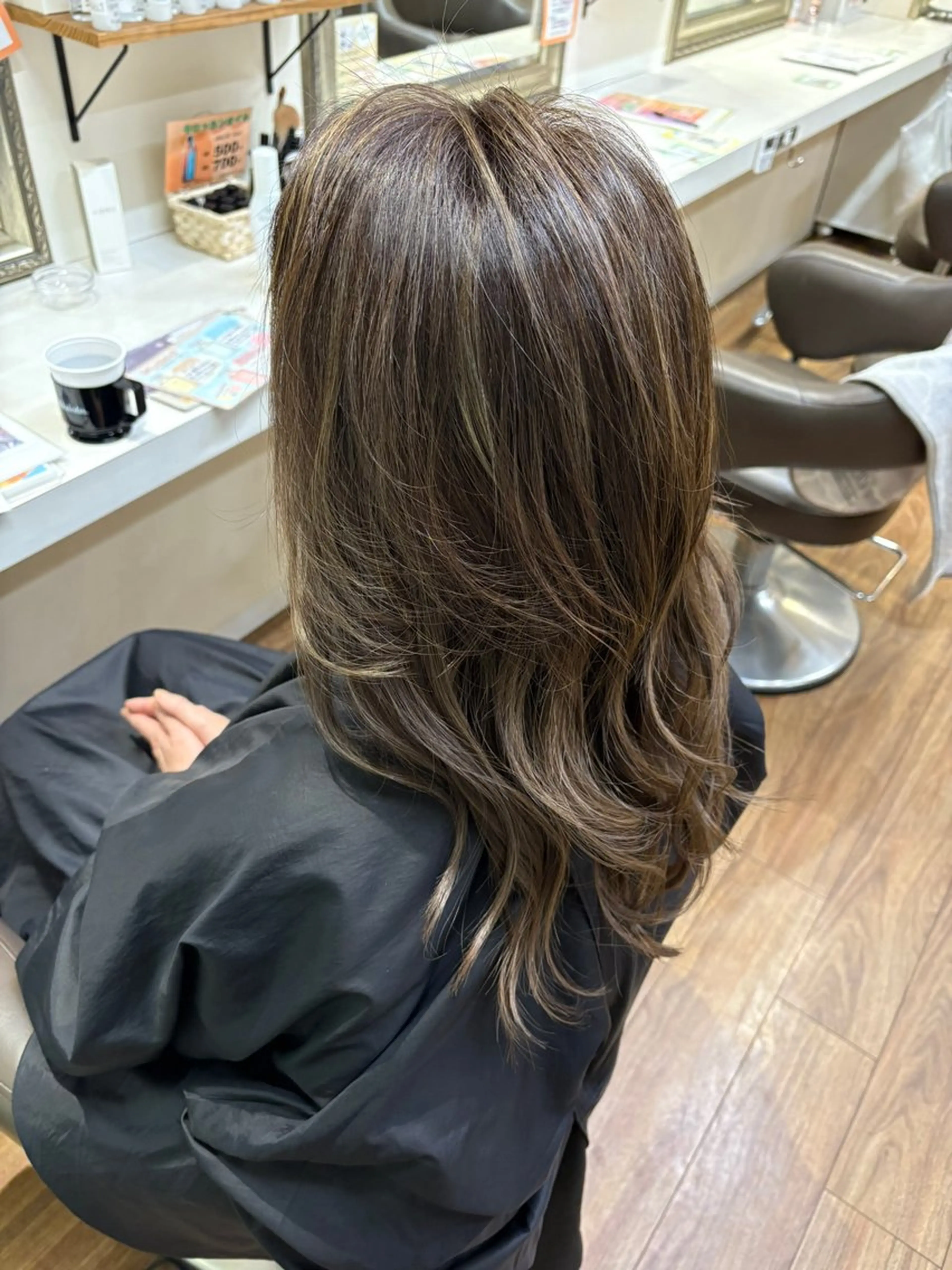 ロング ハイライト カット ヘアカラー レイヤー×ハイライト 🌷RINA🌷のヘアスタイル