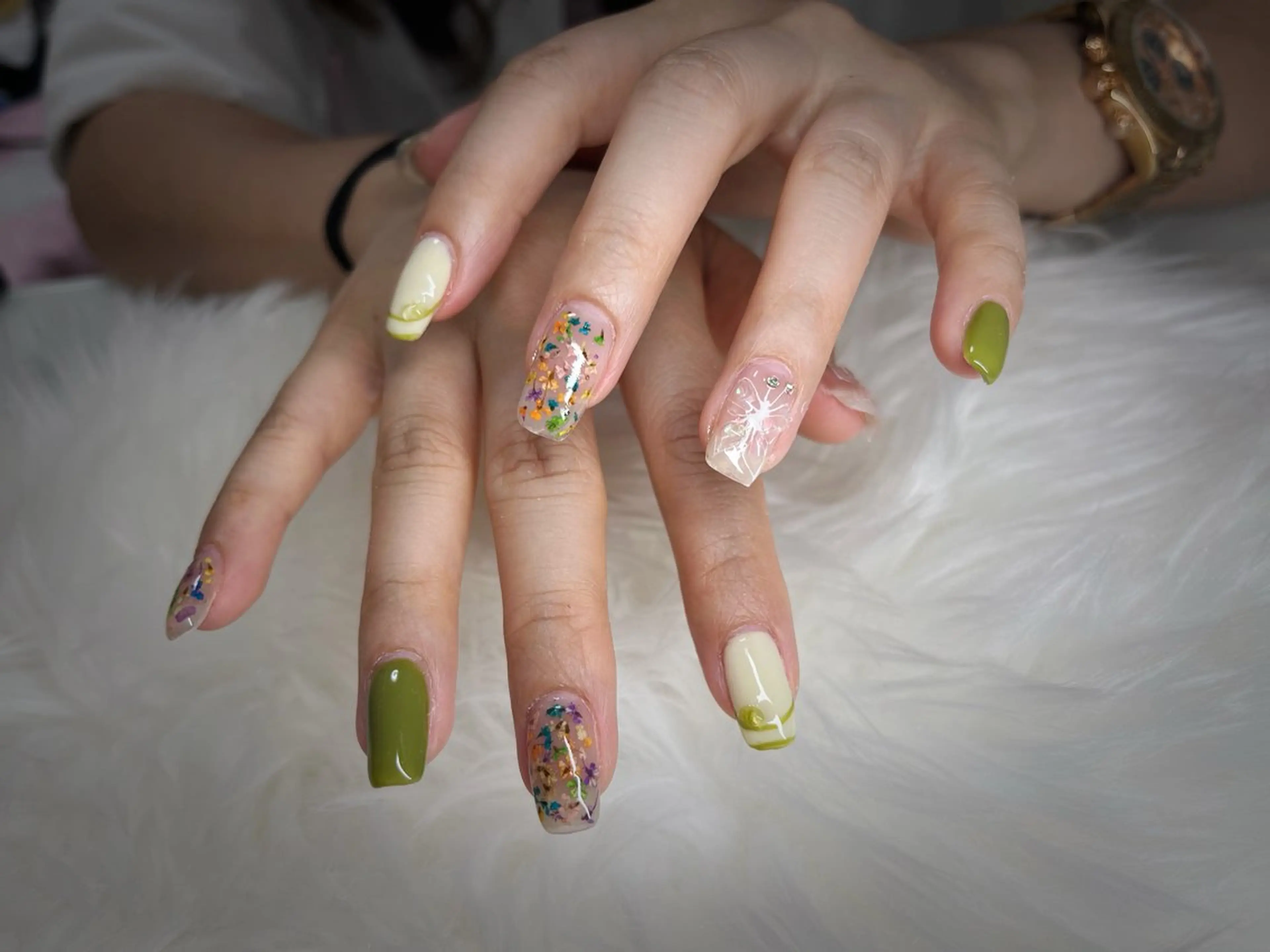 ネイル INF ネイルサロンのネイルデザイン