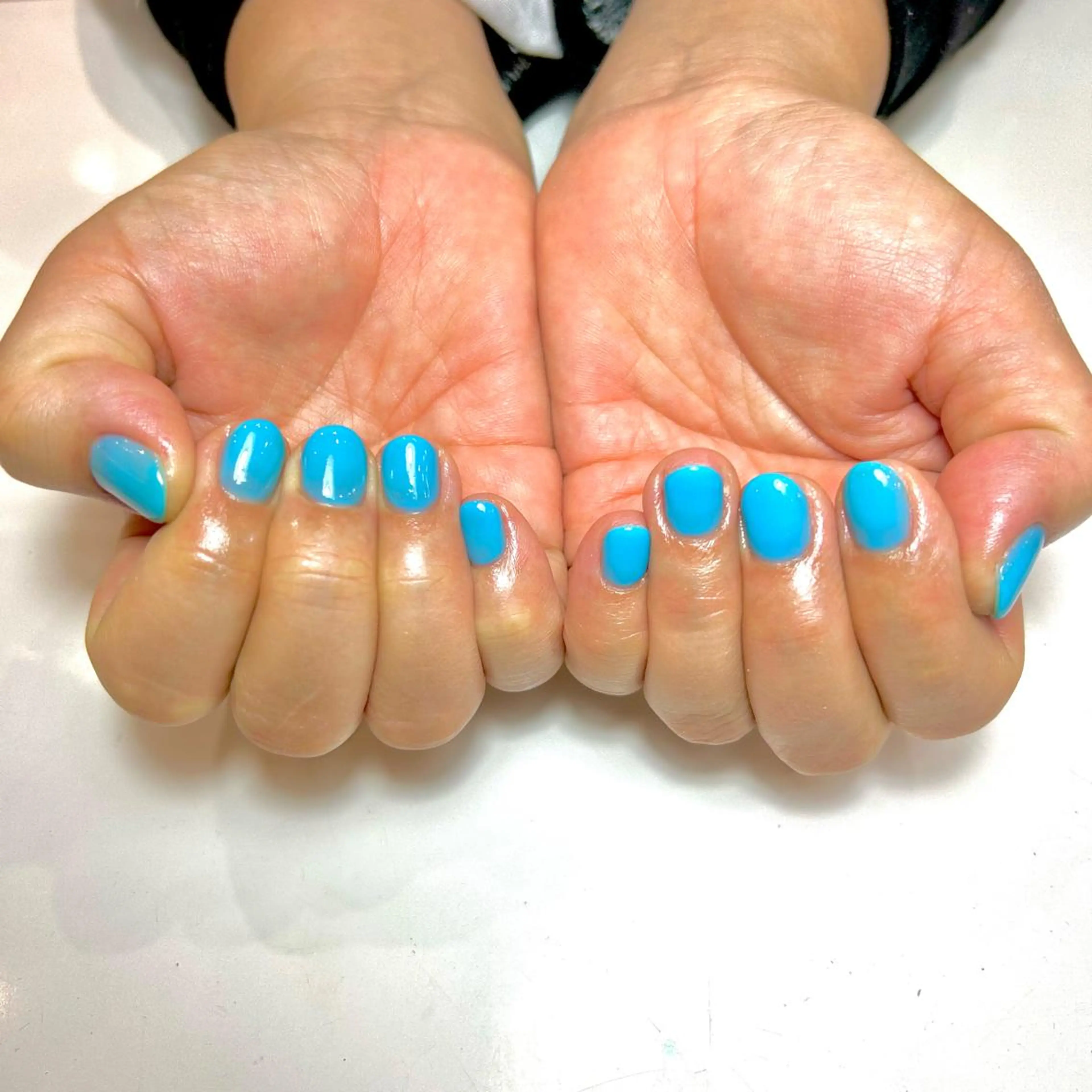 ネイル MARIE NAILS ＆ LASH ARTモザイクモール港北店所属・Shibusawa Yuriのネイルデザイン