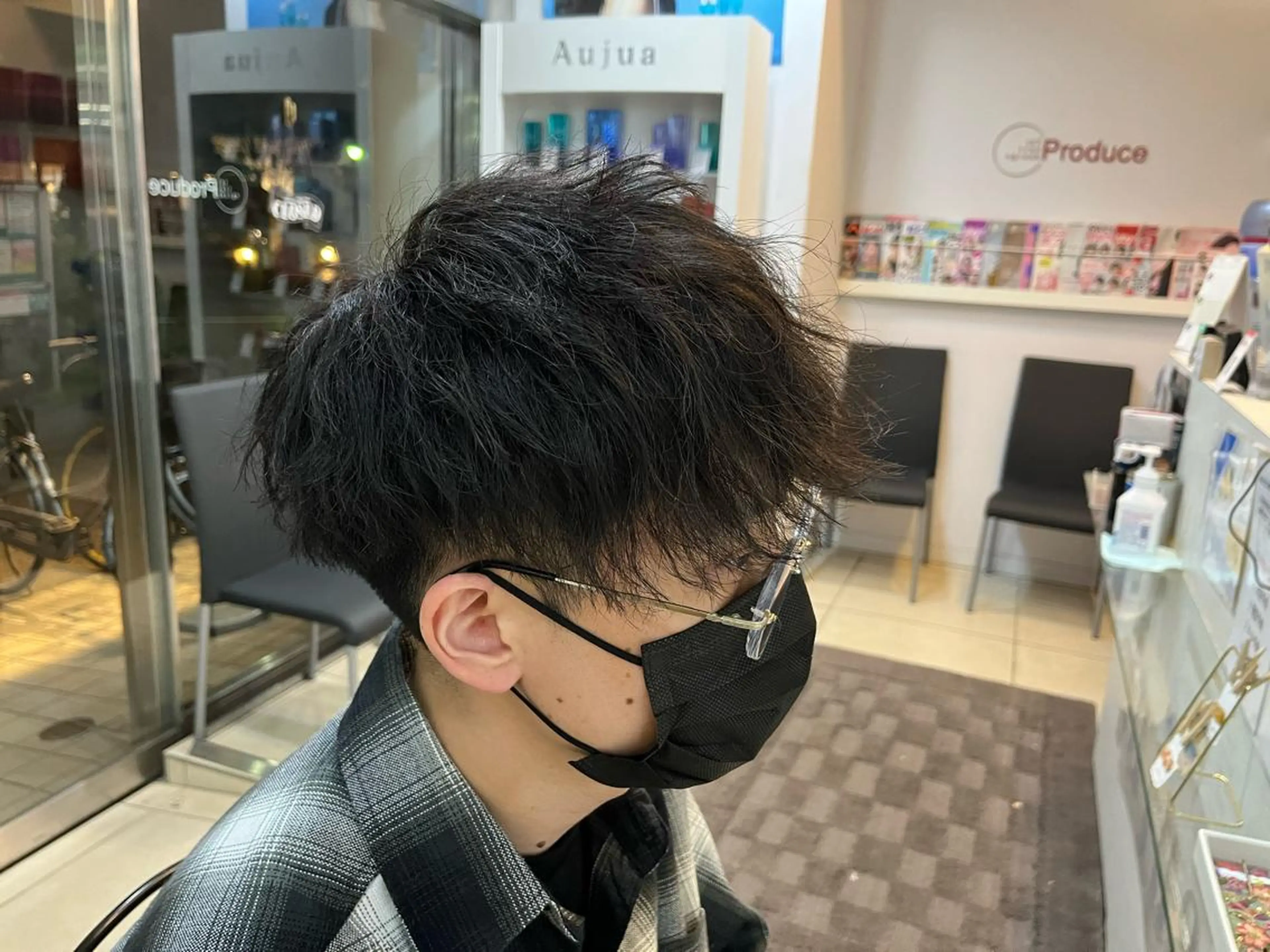 ショート パーマ メンズ マッシュ パーマ 韓国風メンズ/毛流れ ヘアなら須田龍世のヘアスタイル