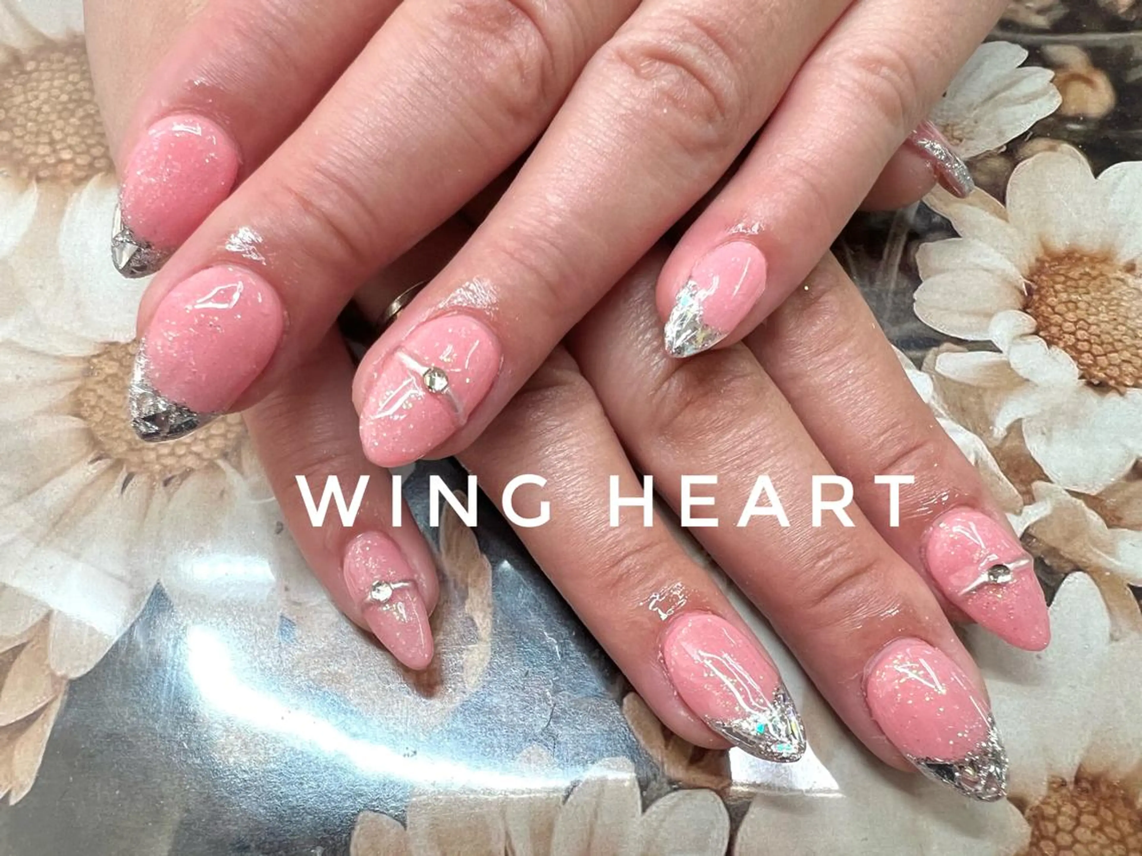 ネイル I. AYUMIのネイルデザイン