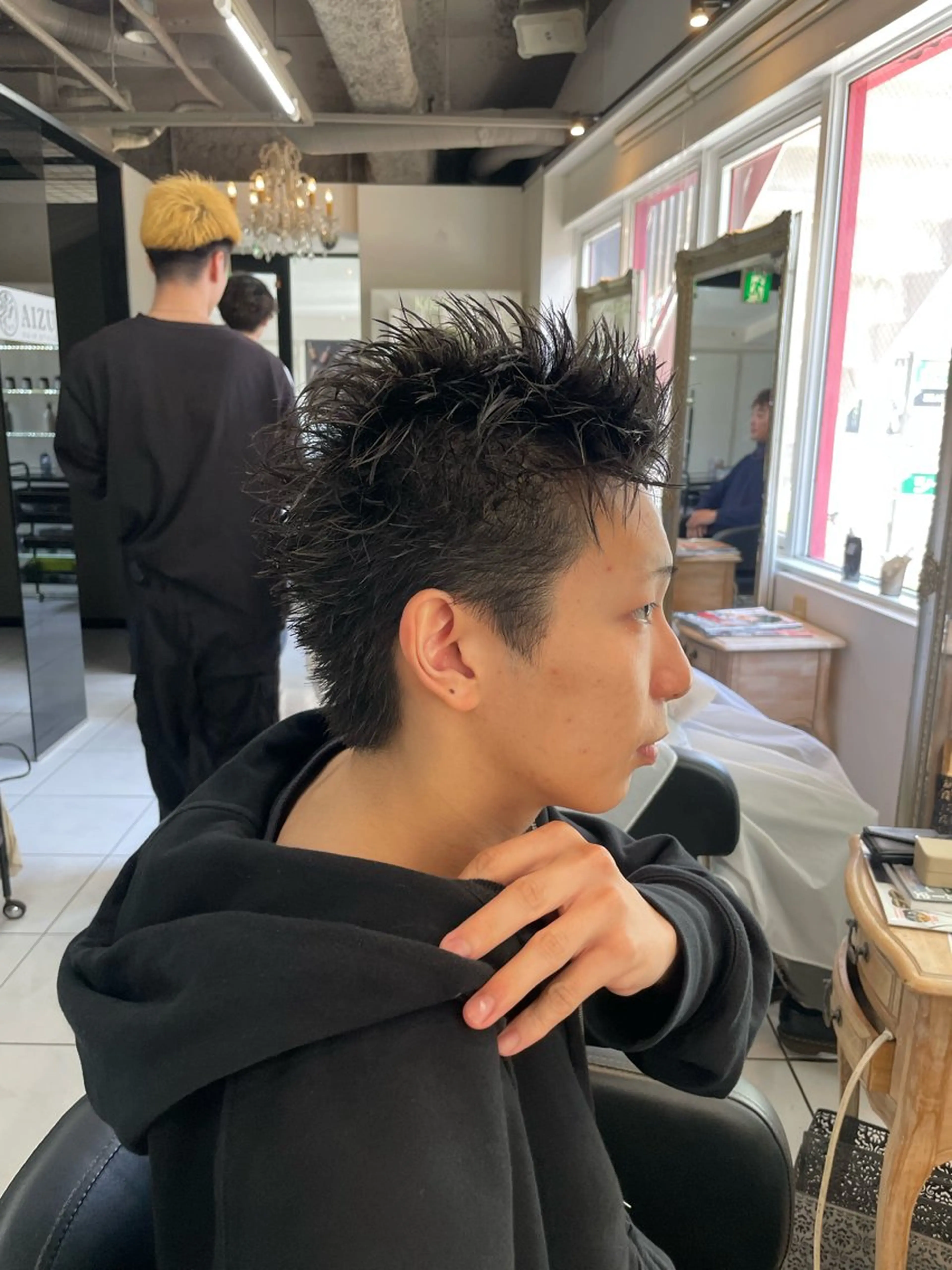 ショート カラー パーマ メンズ メンズパーマ スパイキーショート 刈り上げ ショートヘア カット パーマ 🔥お値段以上🔥 メンズ特化たかひろのヘアスタイル