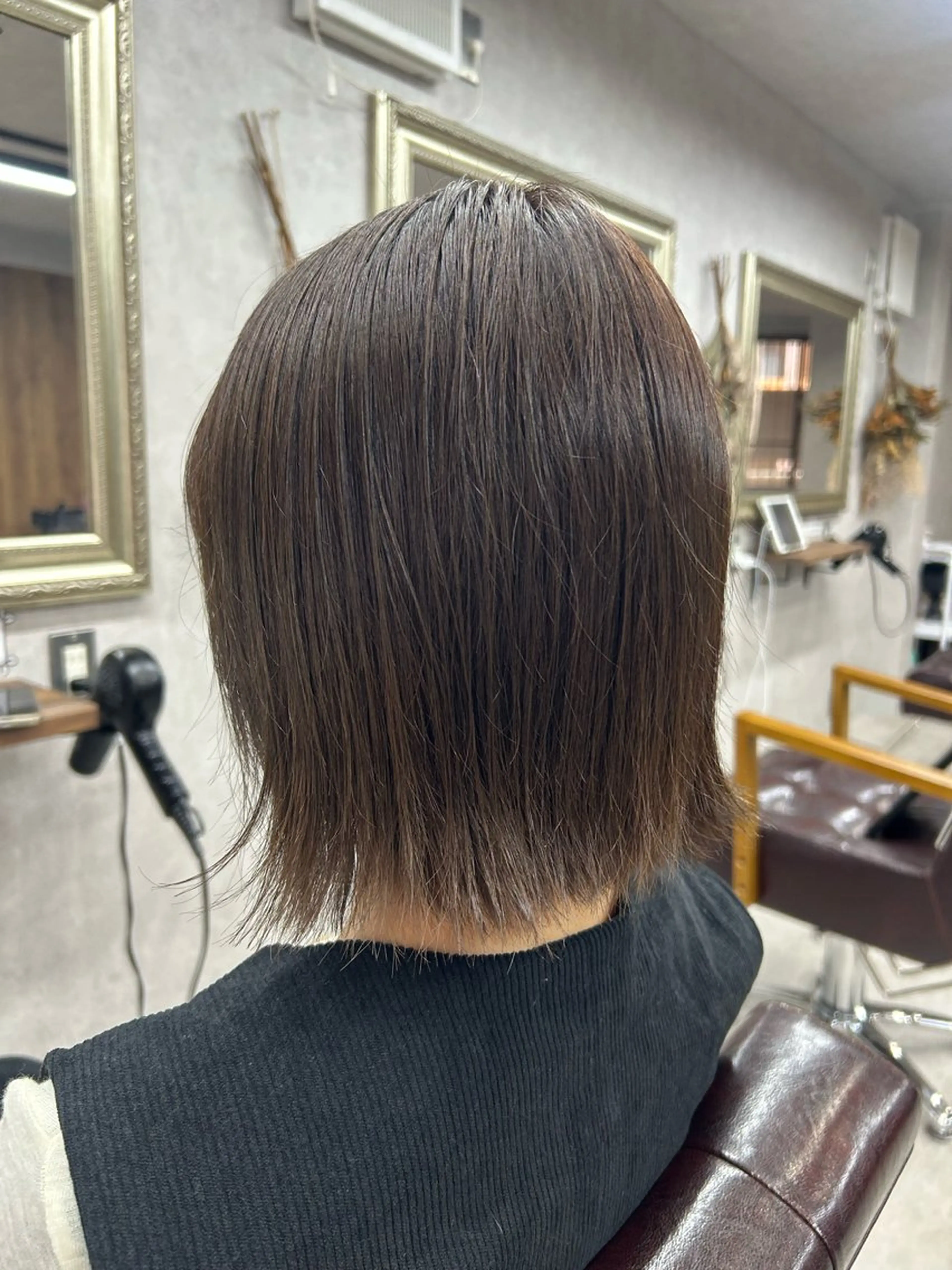 ミディアム カラー カット ヘアカラー トリートメント Lien 深井店のヘアスタイル