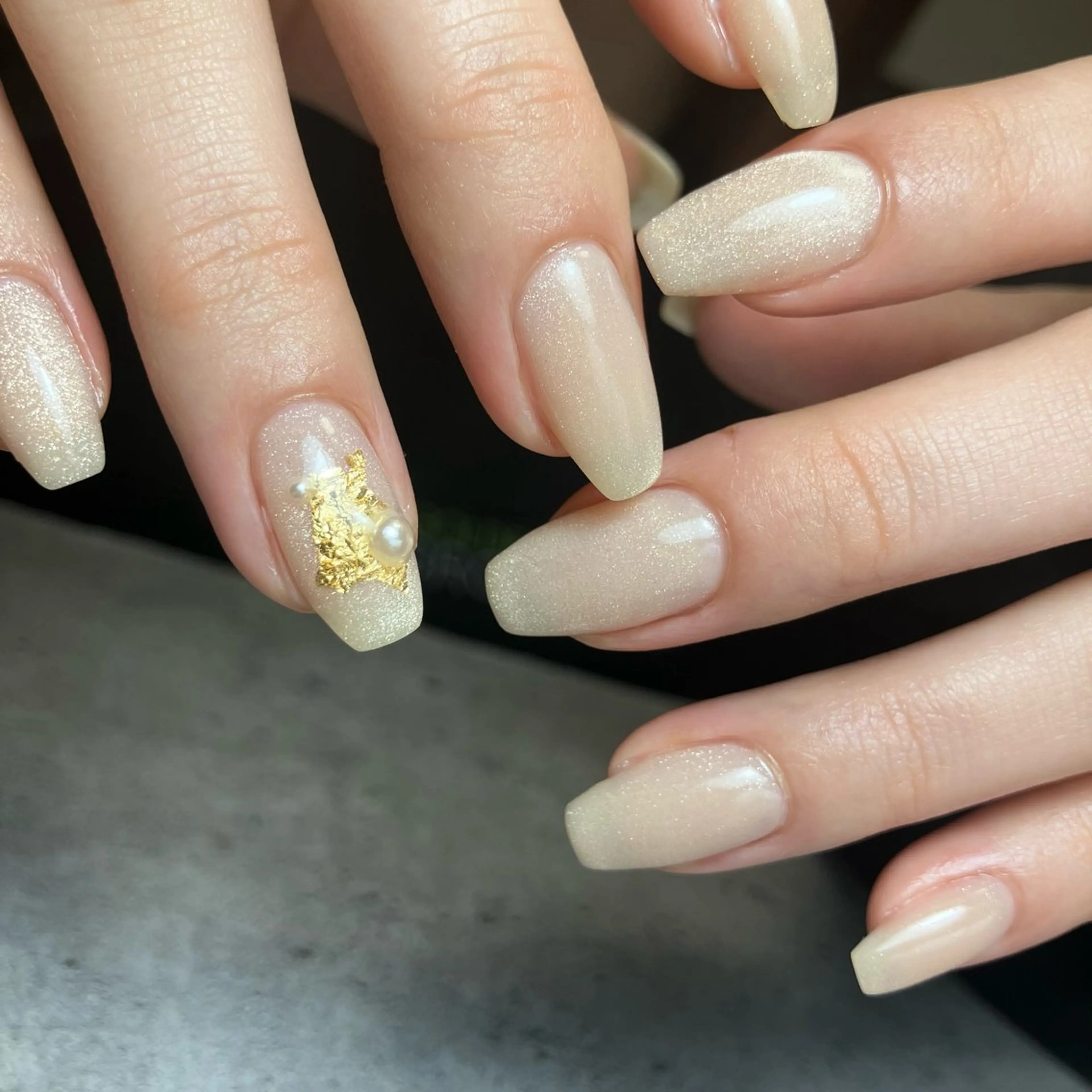 ネイル マグネットネイル SUNNY NOEMIのネイルデザイン