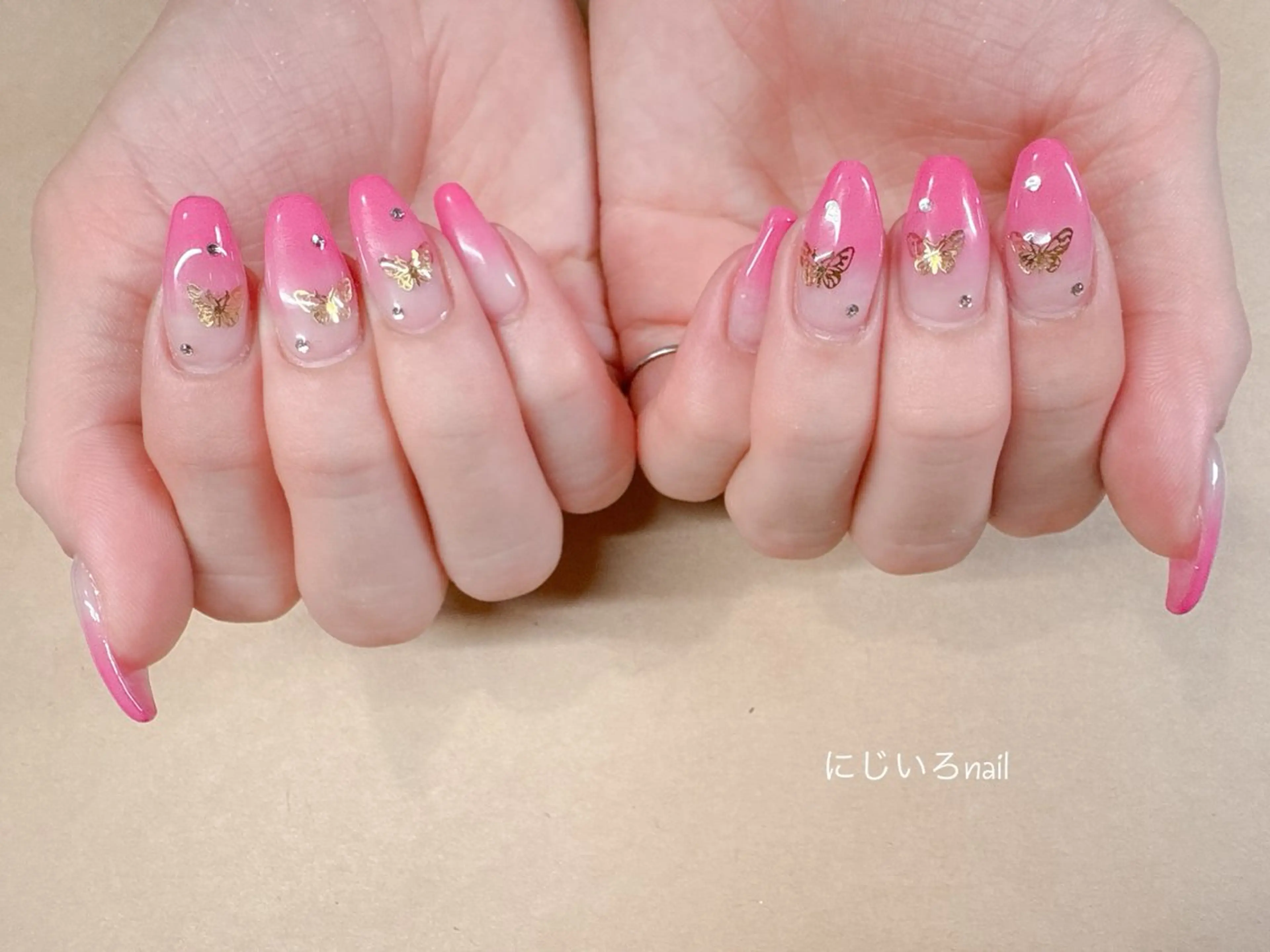ネイル にじいろ nailのネイルデザイン