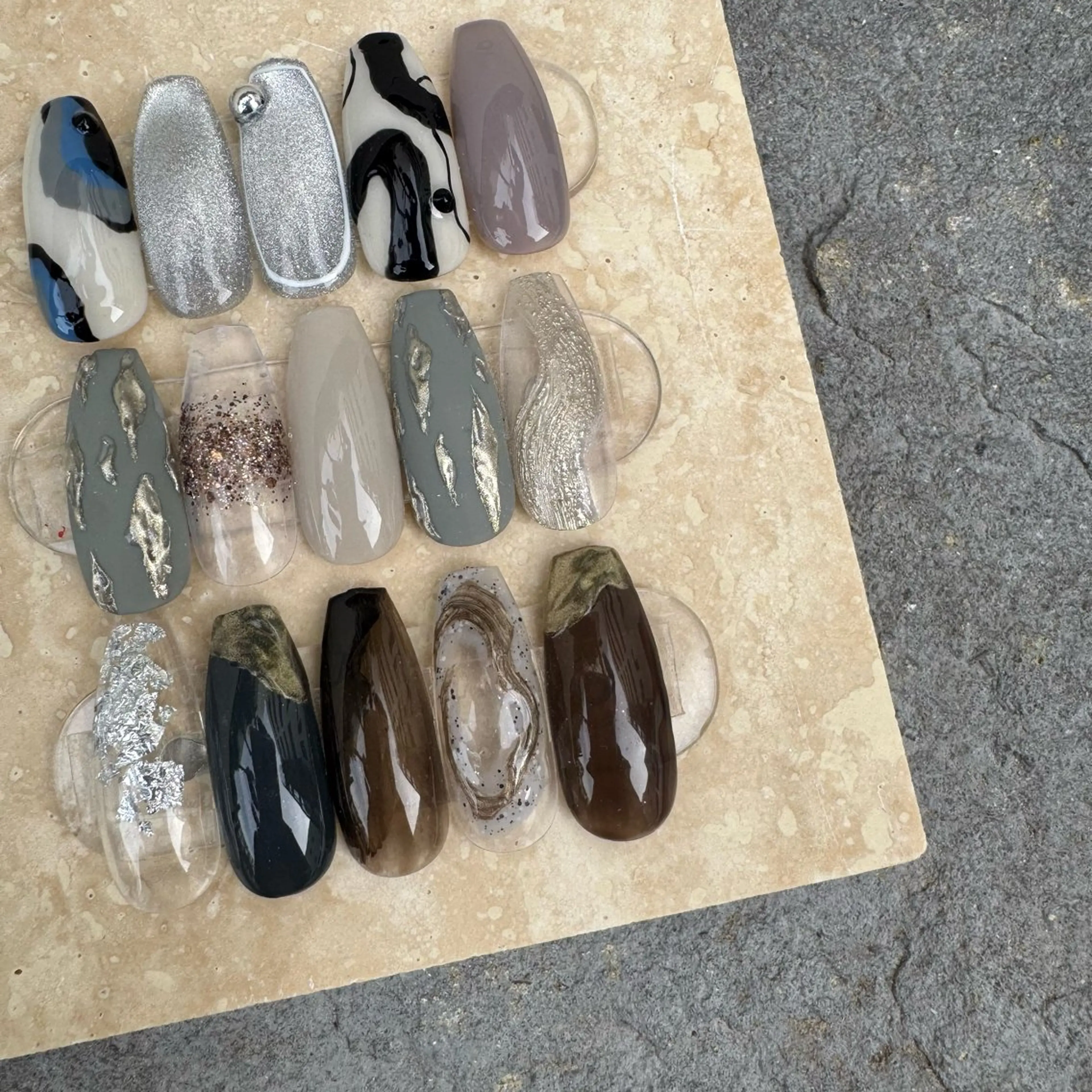 ネイル maimai　W 【放出店】のネイルデザイン