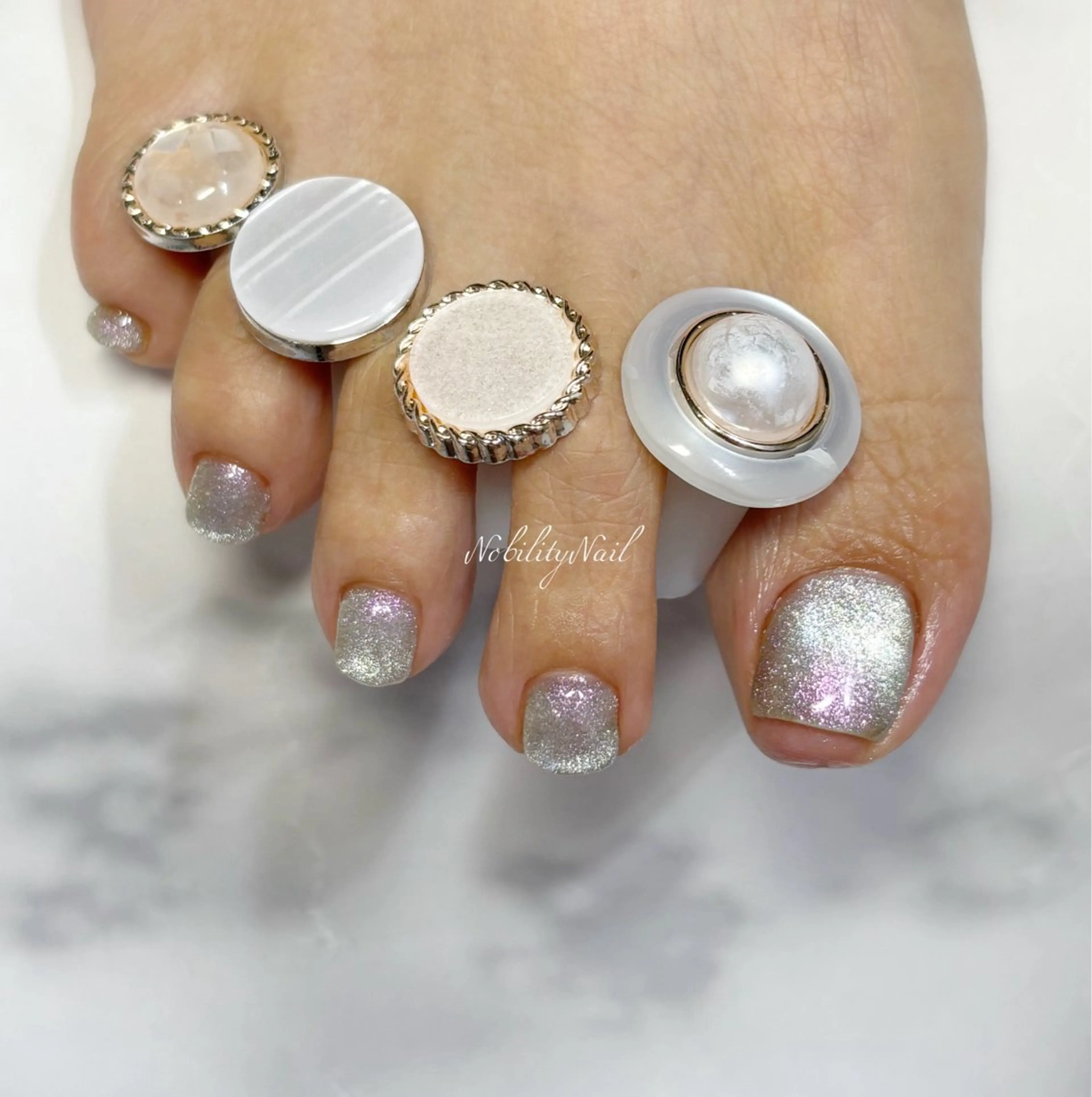 ネイル フットネイル ネイルサロンNobilityNail所属・風口 麻由子のネイルデザイン