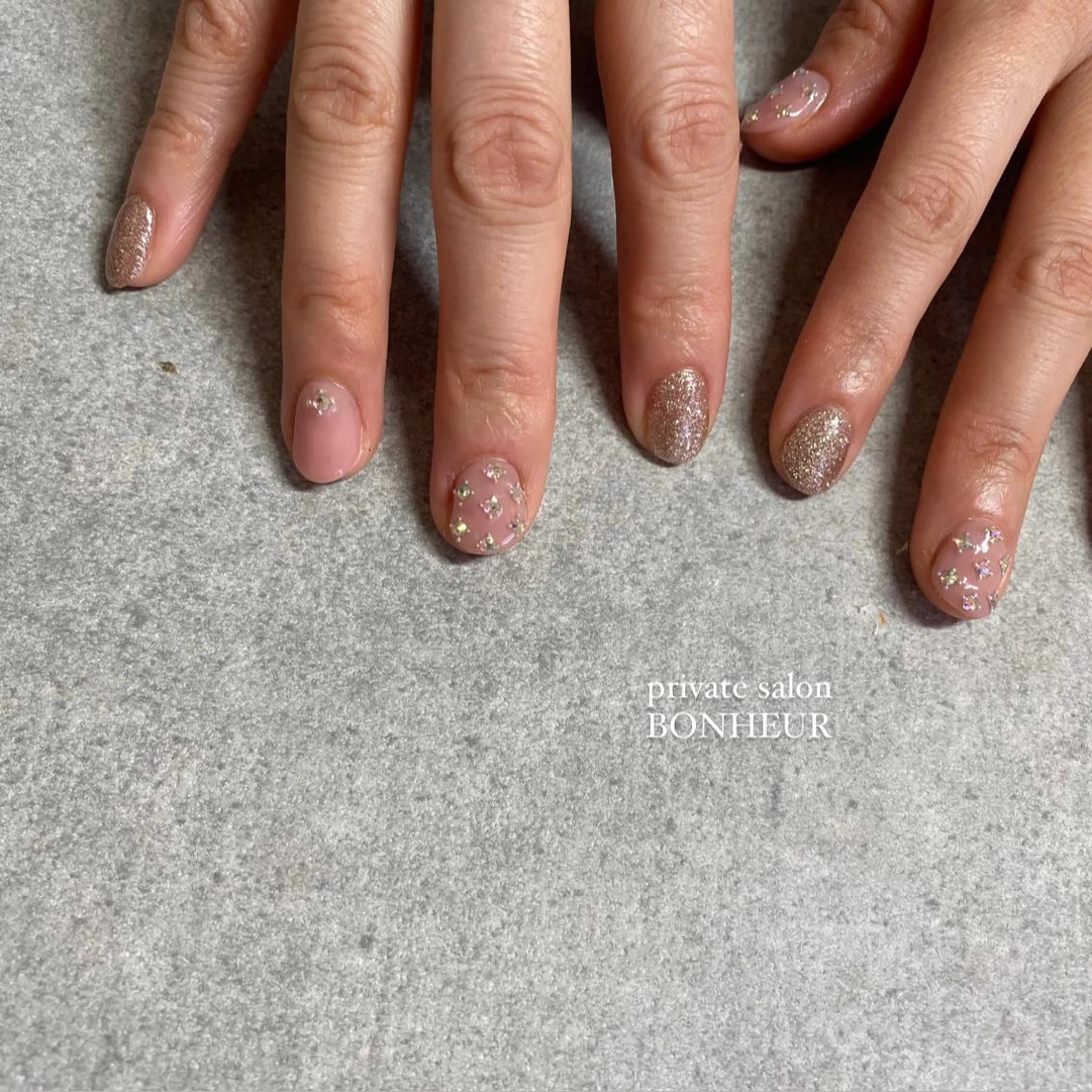 ネイル ハンドネイル BONHEUR Annaのネイルデザイン