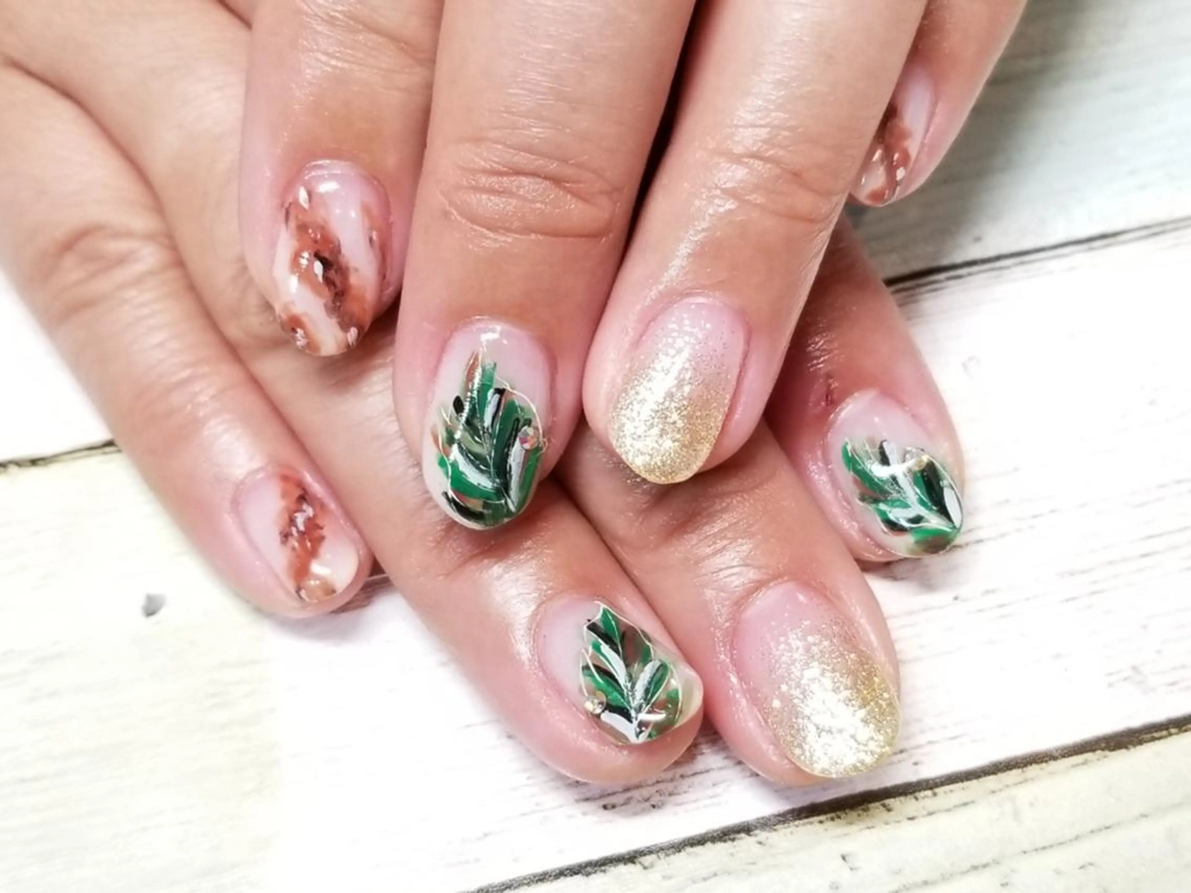 ネイル おで@ oderi_nailのネイルデザイン