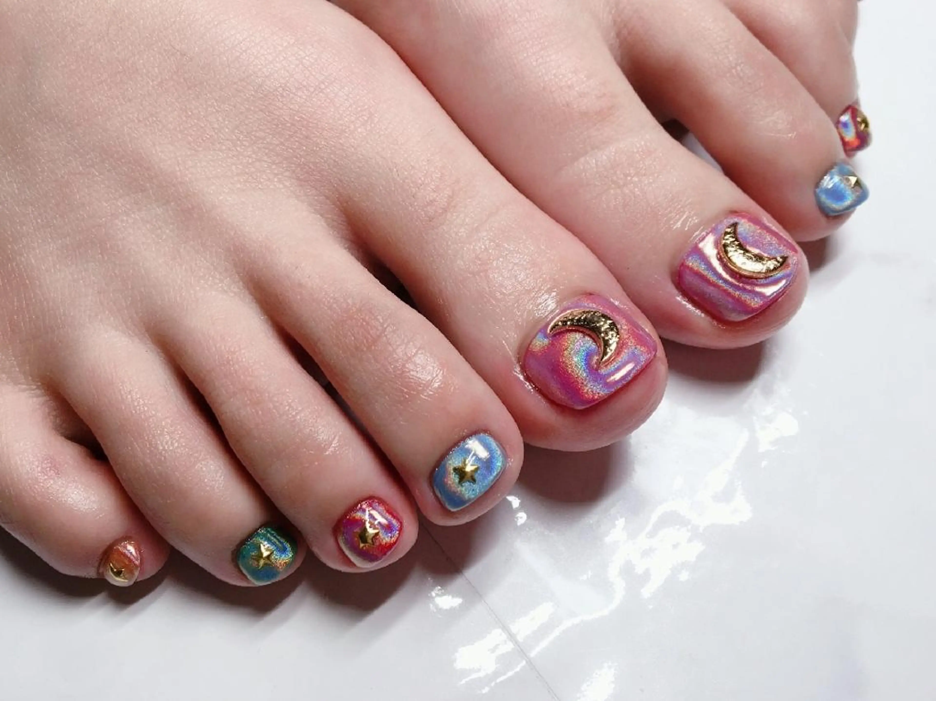 ネイル フットネイル 佐藤 結衣のネイルデザイン