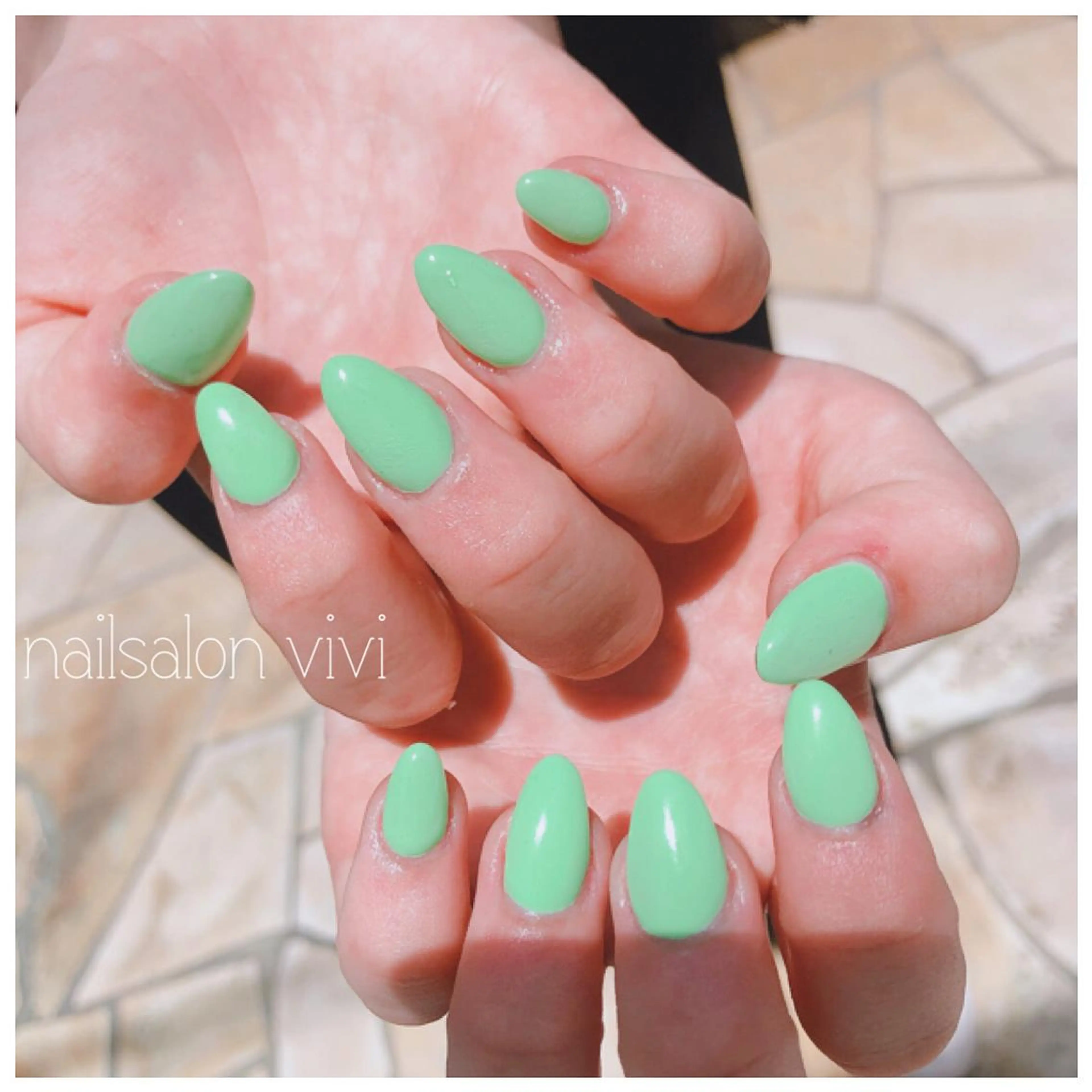 ネイル ＶＩＶＩ nailsalonのネイルデザイン