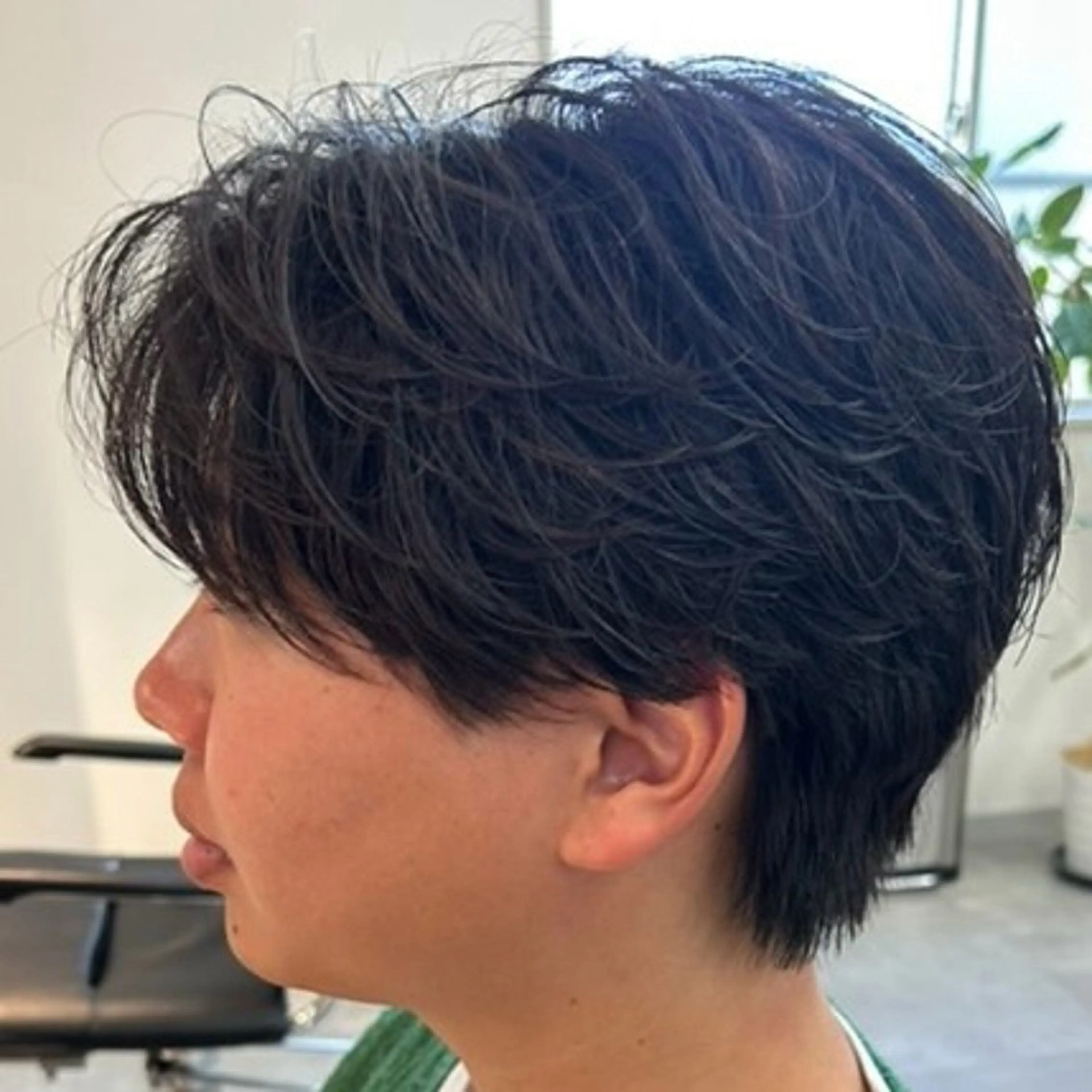 パーマ メンズ センターパート フェザーパーマ メンズ韓国風 メンズパーマ ニュアンスパーマ カット パーマ 男の理想を叶える🔥 メンズパーマ特化|関のヘアスタイル