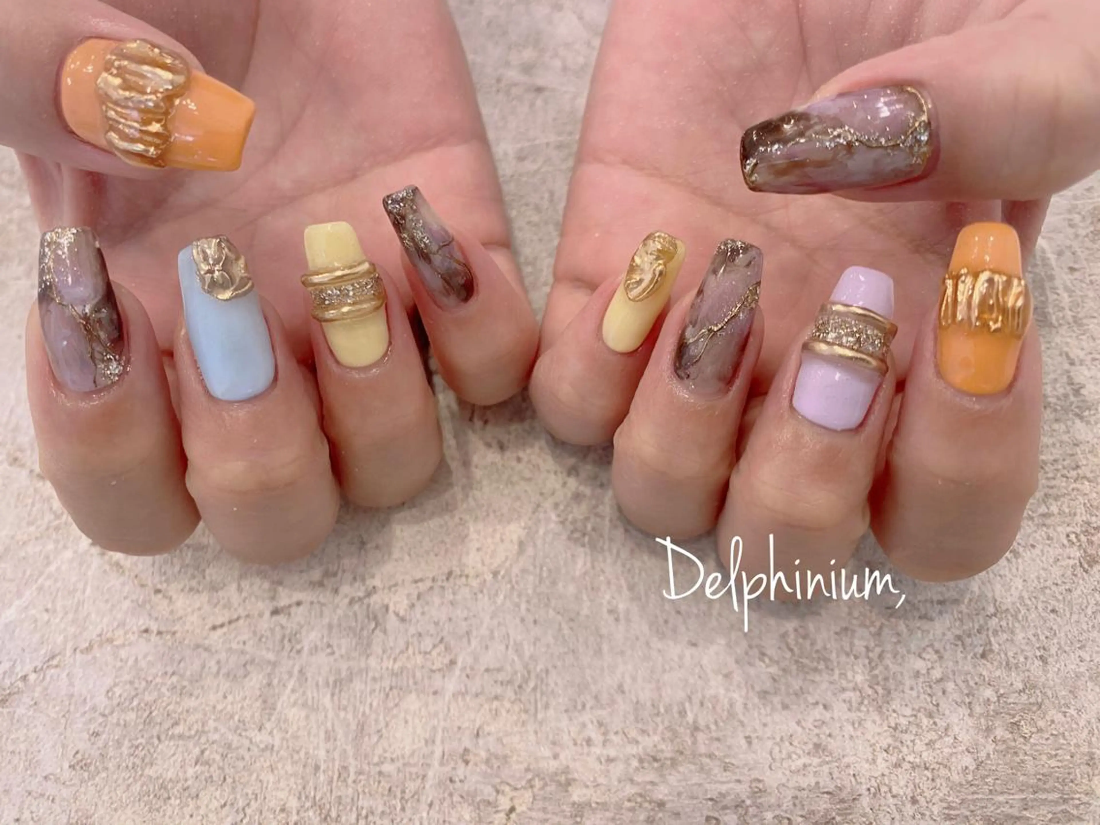 ネイル ジェルネイル ハンドネイル 岡本 友恵のネイルデザイン