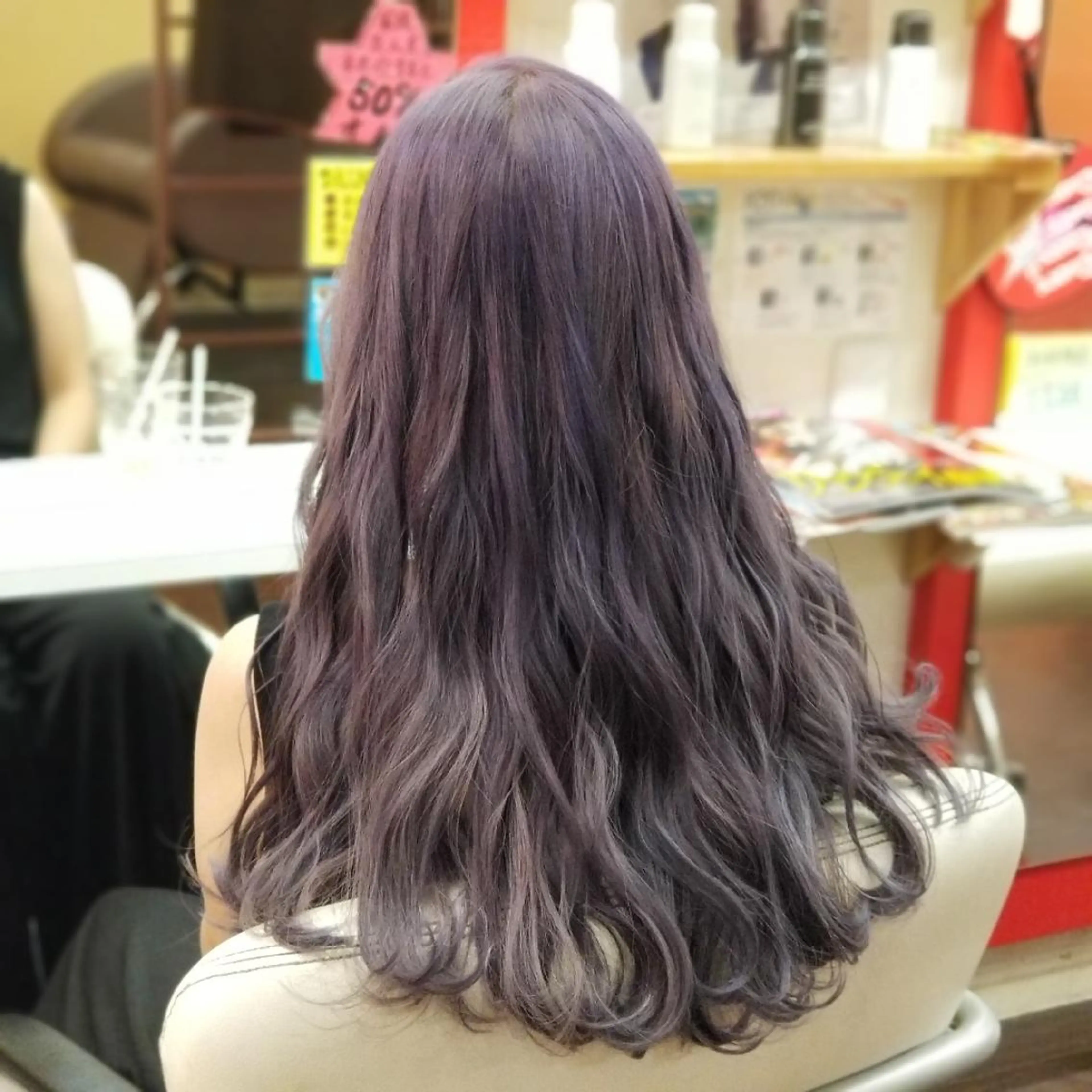 カラー ロング ブリーチ バイオレットカラー ヘアカラー 植田 /エクステ /ブリーチ/髪質改善のヘアスタイル