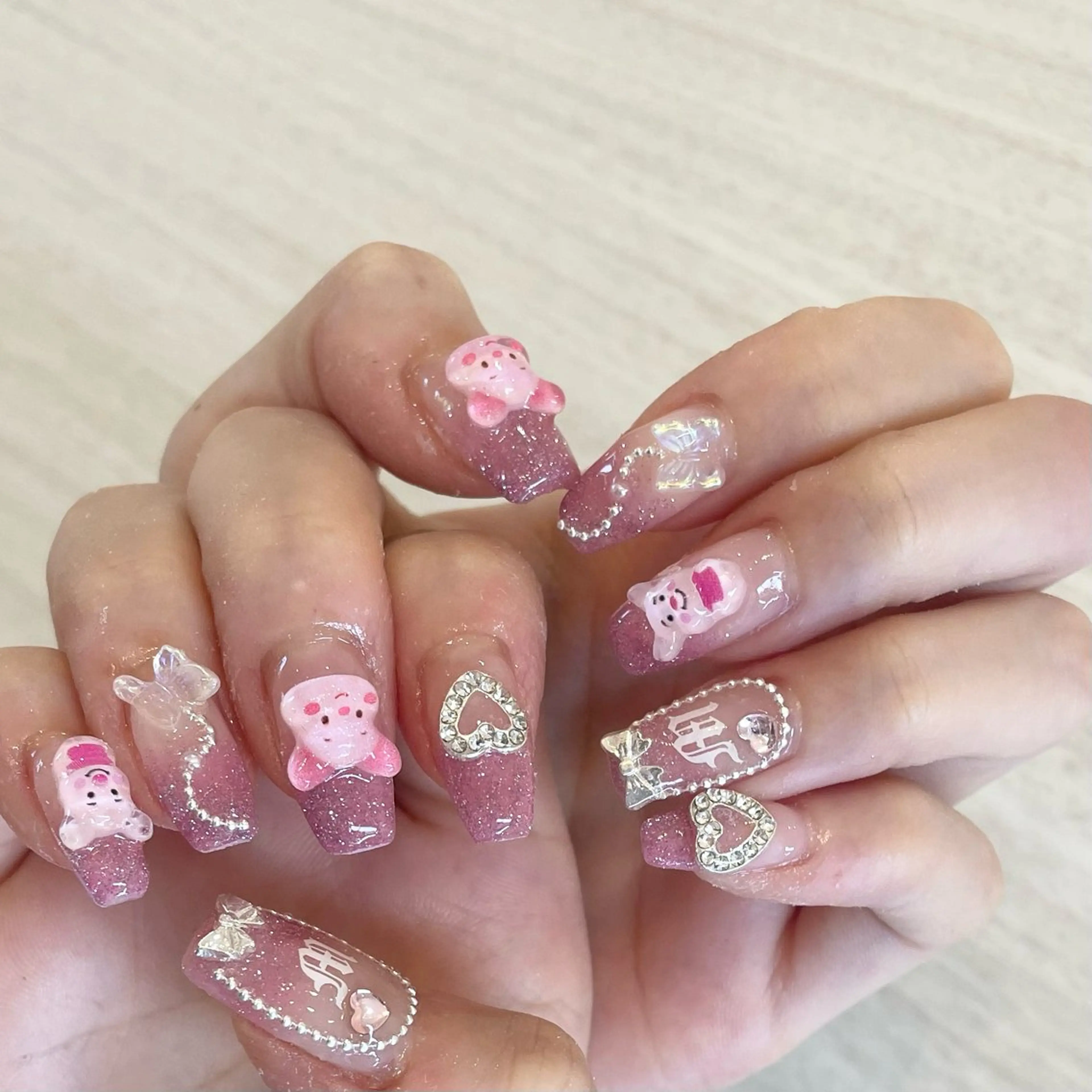 ネイル Nail Salon Gummi.のネイルデザイン