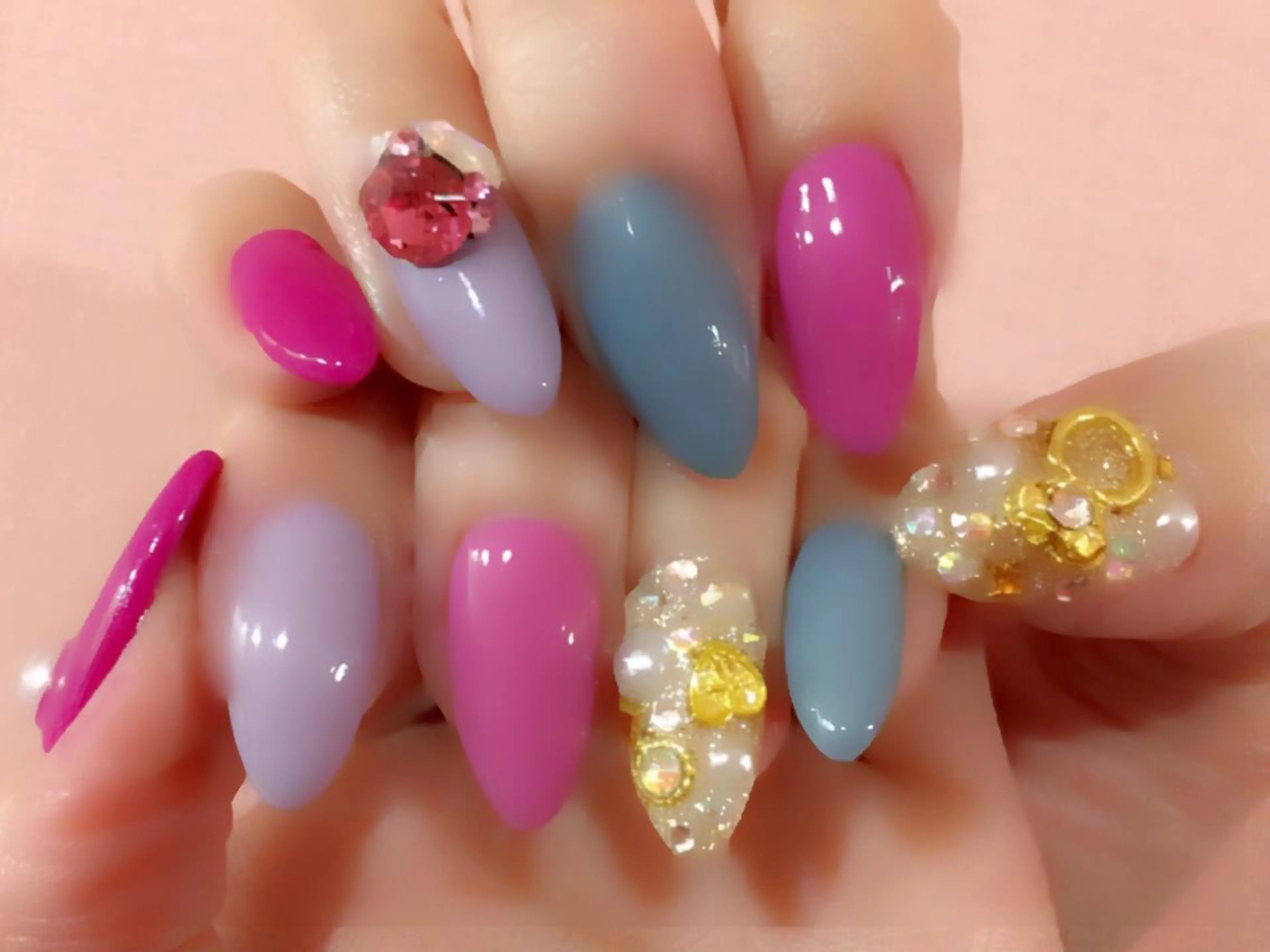 セミロング ネイル NAILSGOGO shibuyaのネイルデザイン