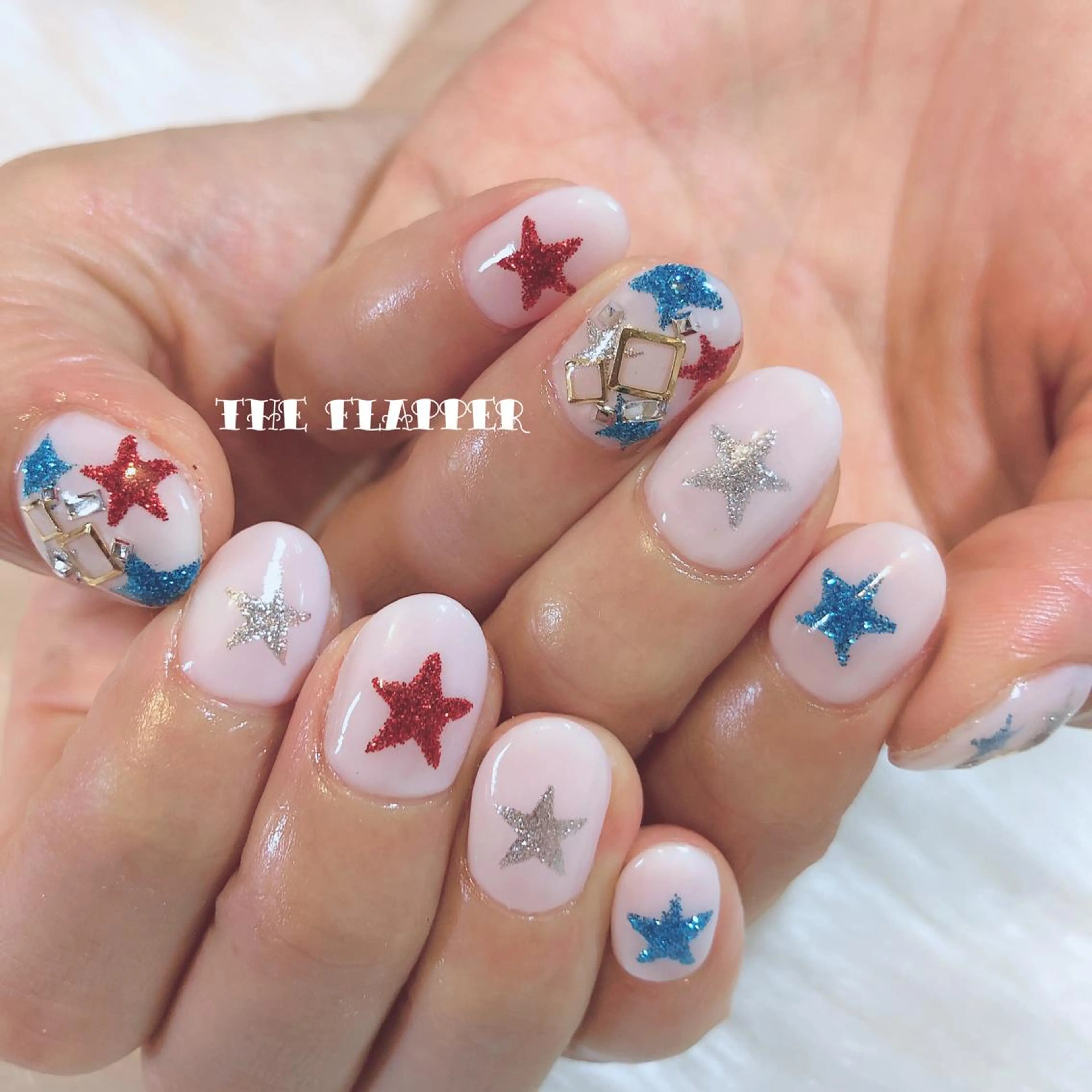 ネイル 持ち込み ハンドネイル フットネイル NailStudio THE FLAPPER所属・THE FLAPPERのネイルデザイン