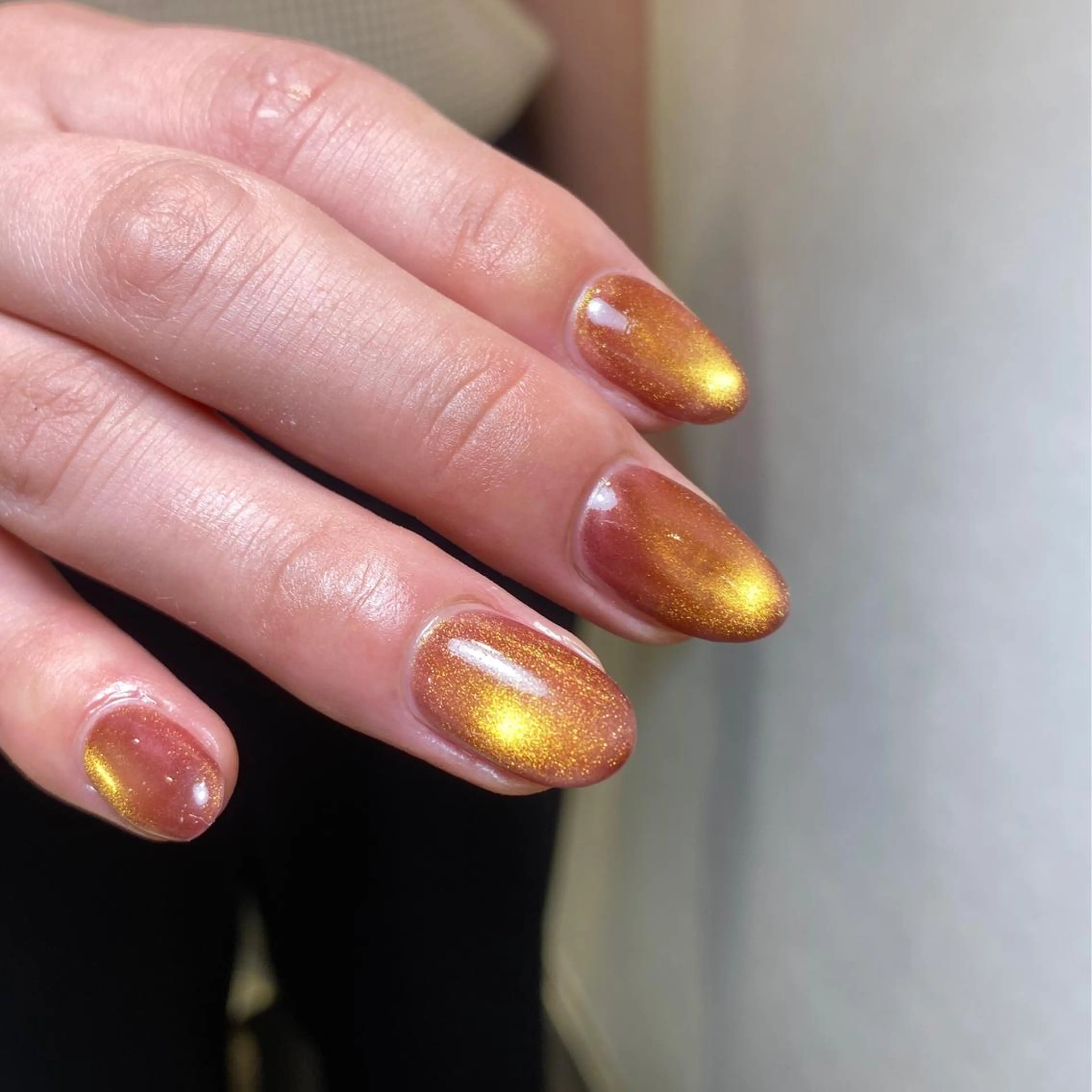 ネイル マグネットネイル ハンドネイル NINEnami ニュアンスネイルのネイルデザイン