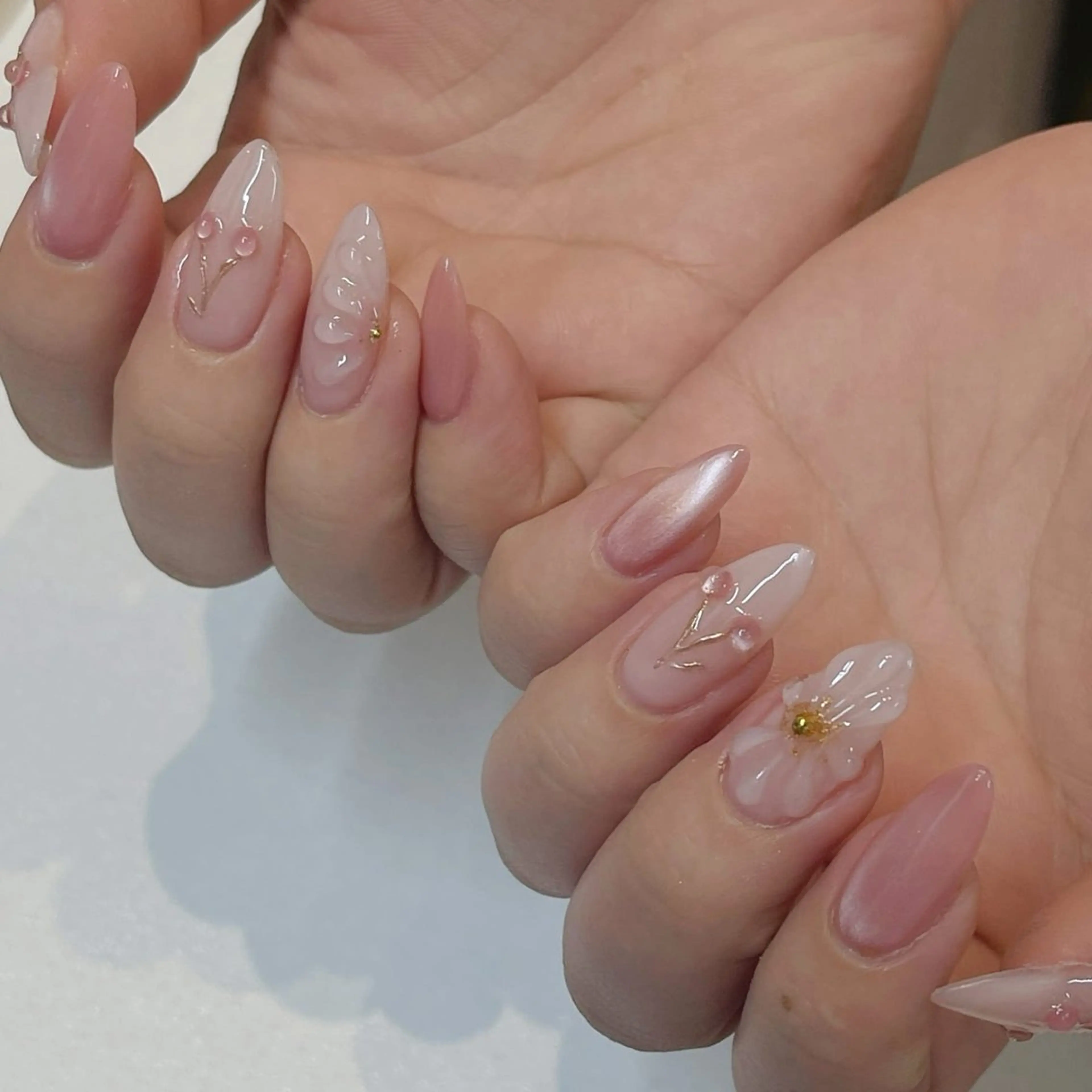 ネイル アートネイル 成人式 ジェルネイル ニュアンスネイル ネイルチップ Kora Nailのネイルデザイン