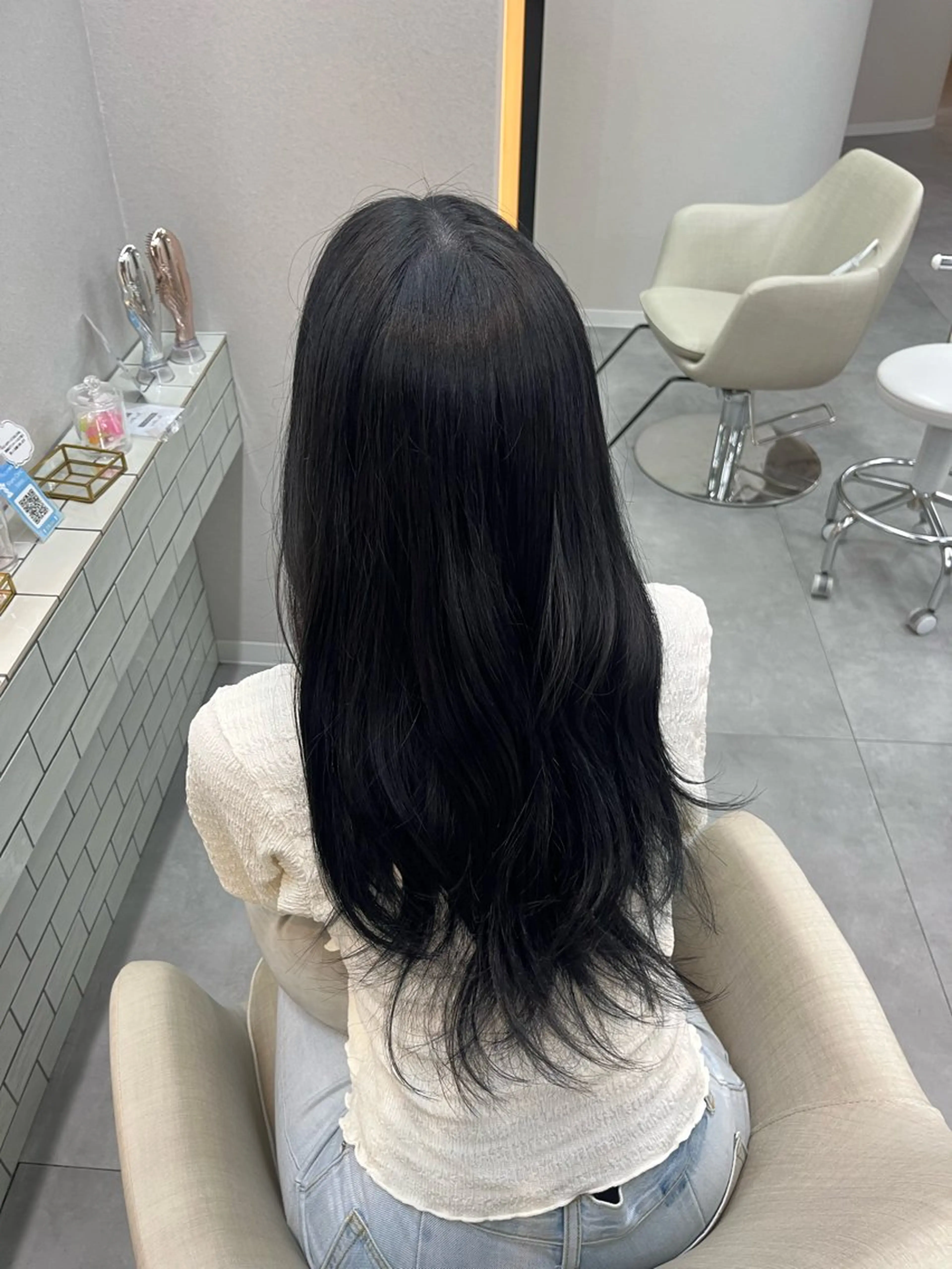 【🖤暗髪カラーしたい方🖤】ワンカラー＋集中トリートメント付💍✨️ブルーブラック/ダークグレージュ..の写真