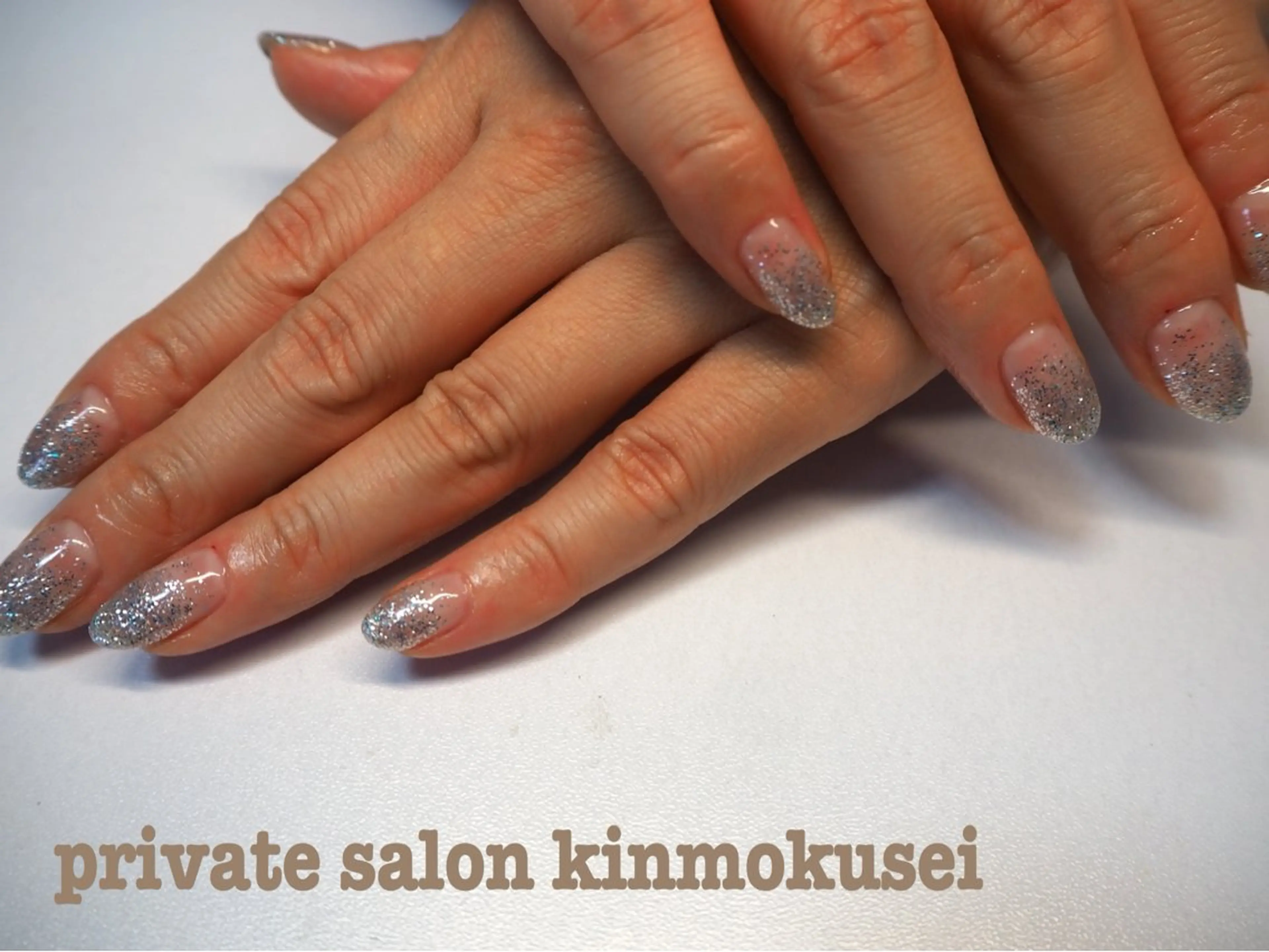 ネイル グラデーション ラメ(グリッター) ラメグラデーション ハンドネイル nail salon kinmokuseiのネイルデザイン
