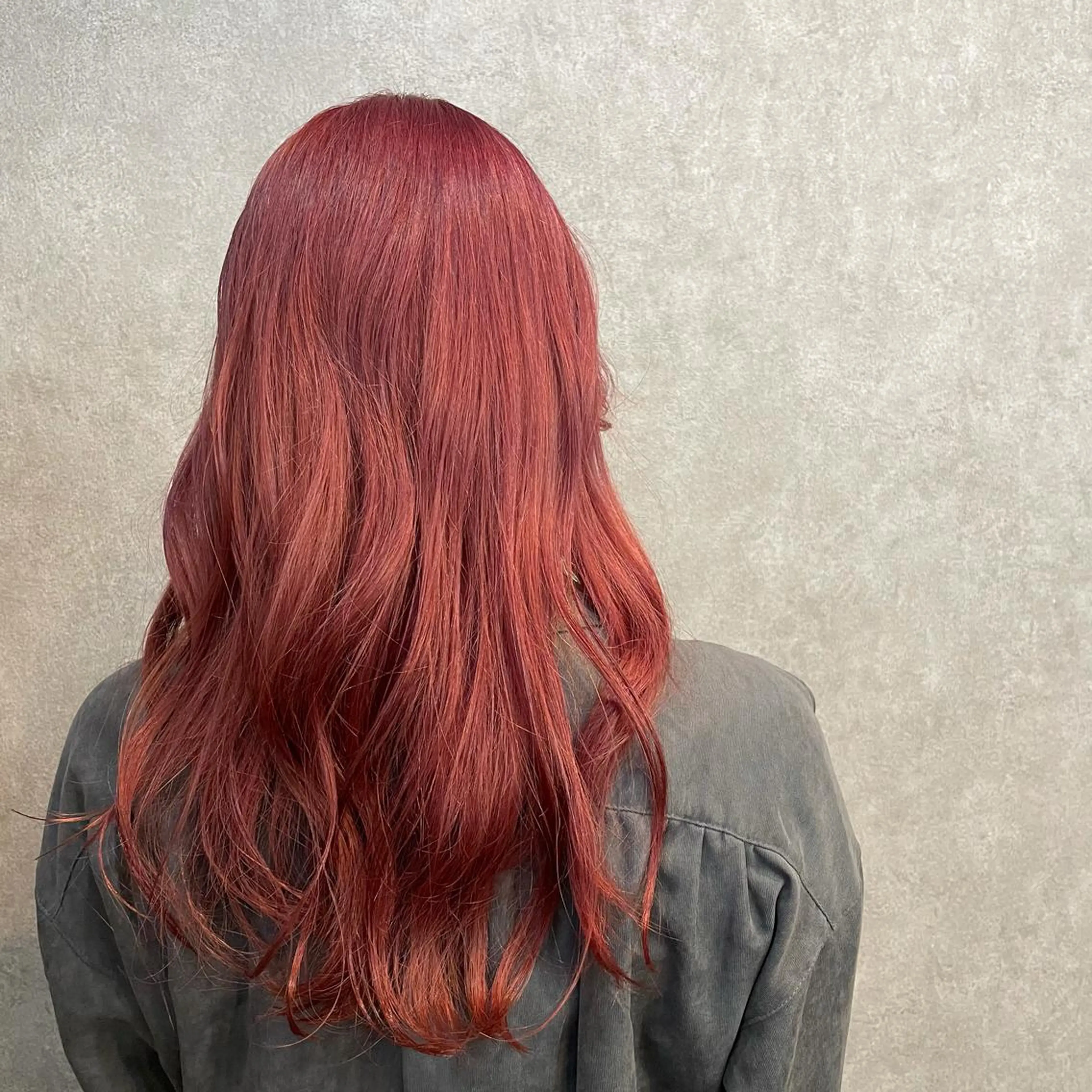 ロング カラー ピンクカラー BUBBLES所属・山本 琴乃🦭のヘアスタイル