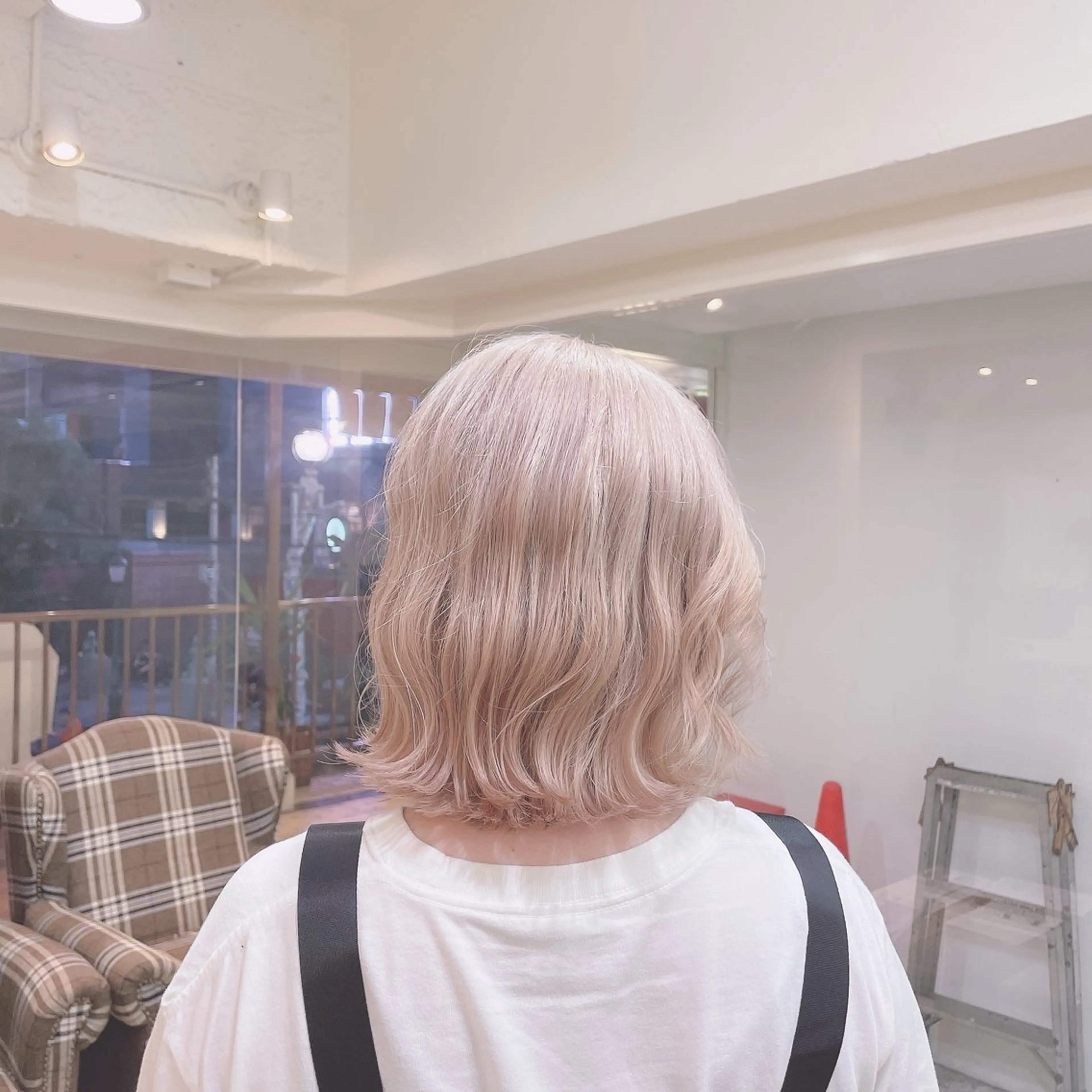 ミディアム ヘアカラー Hiroto／ インナーカラー／神戸のヘアスタイル