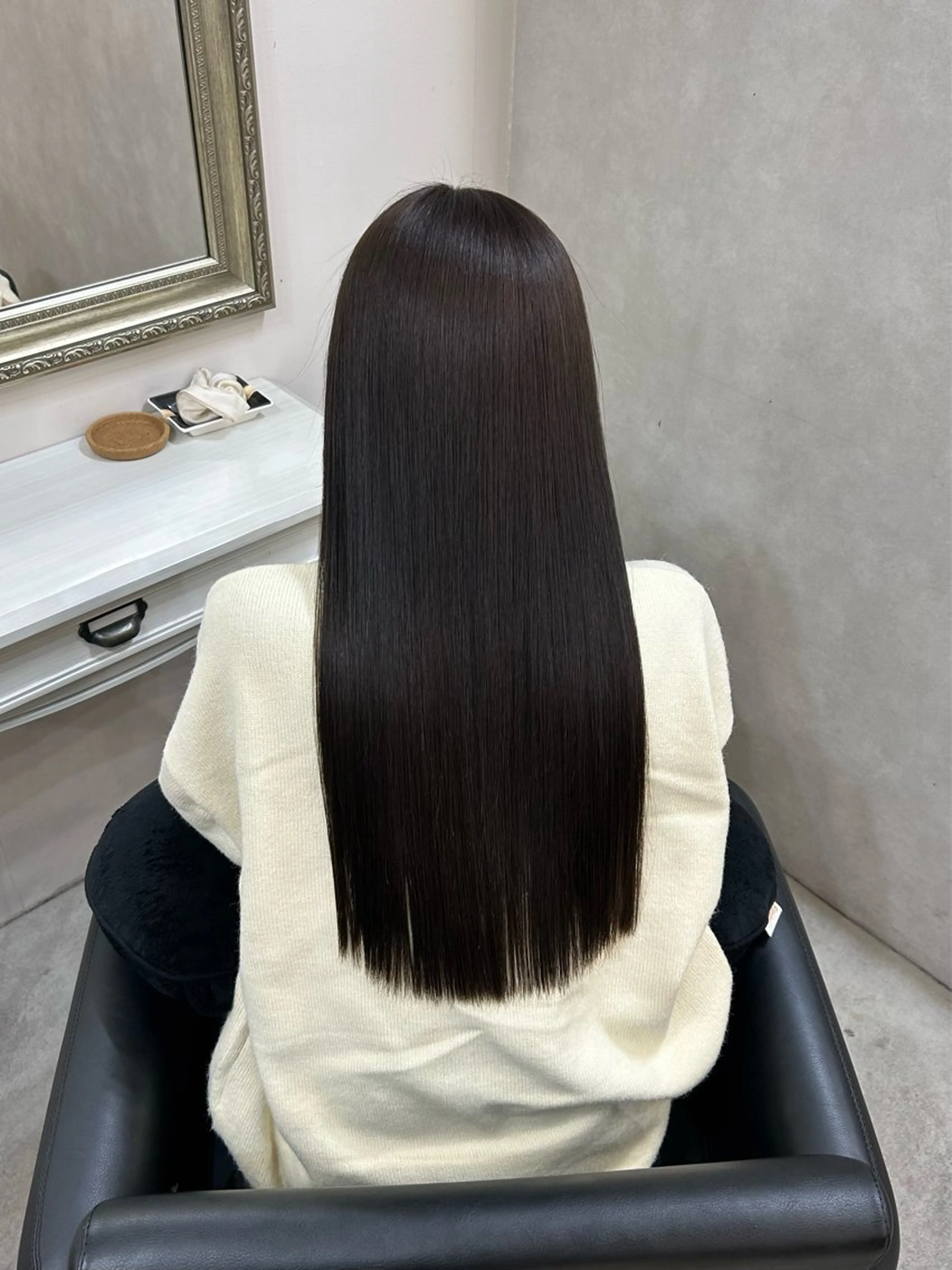 ロング えり 堀江/ボブ /艶髪/レイヤーのヘアスタイル