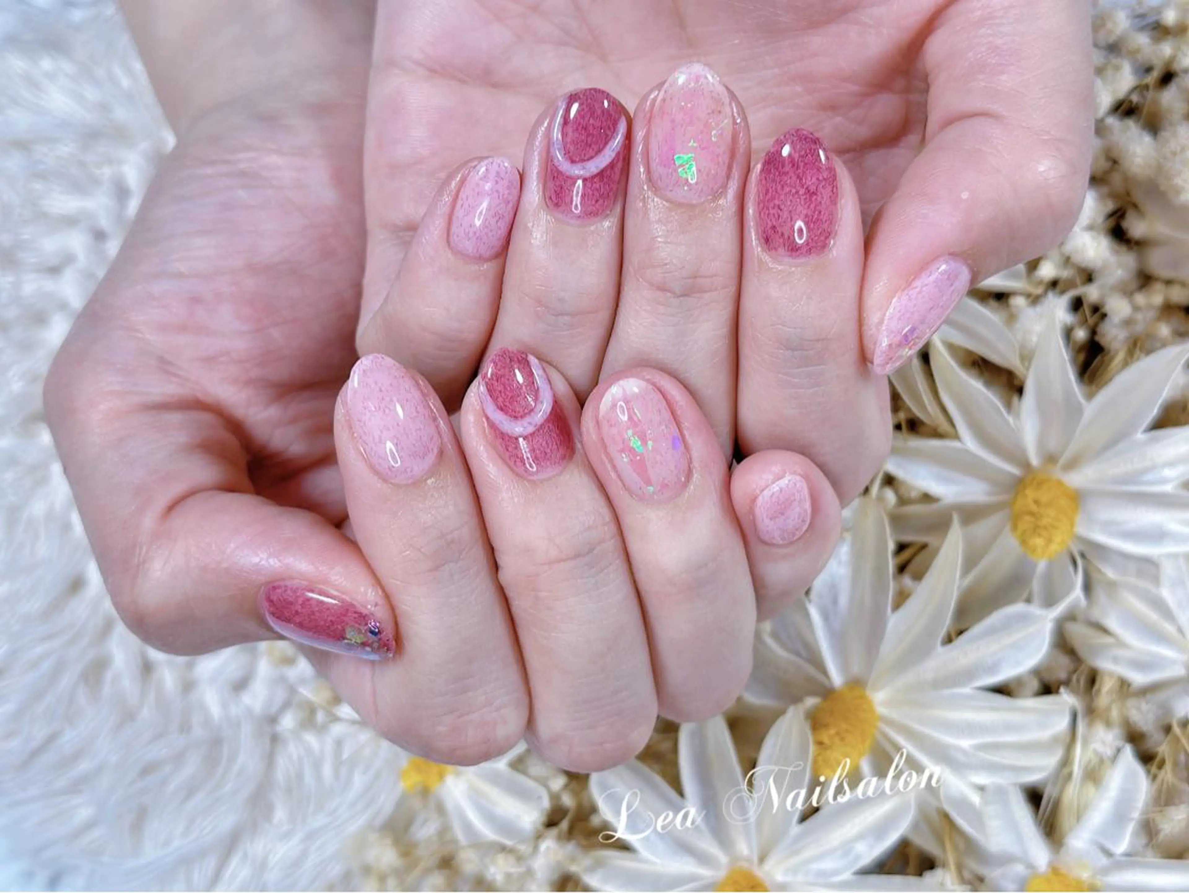 ショート カラー ネイル Lea NAILsalon所属・Le’a NailSalonのネイルデザイン