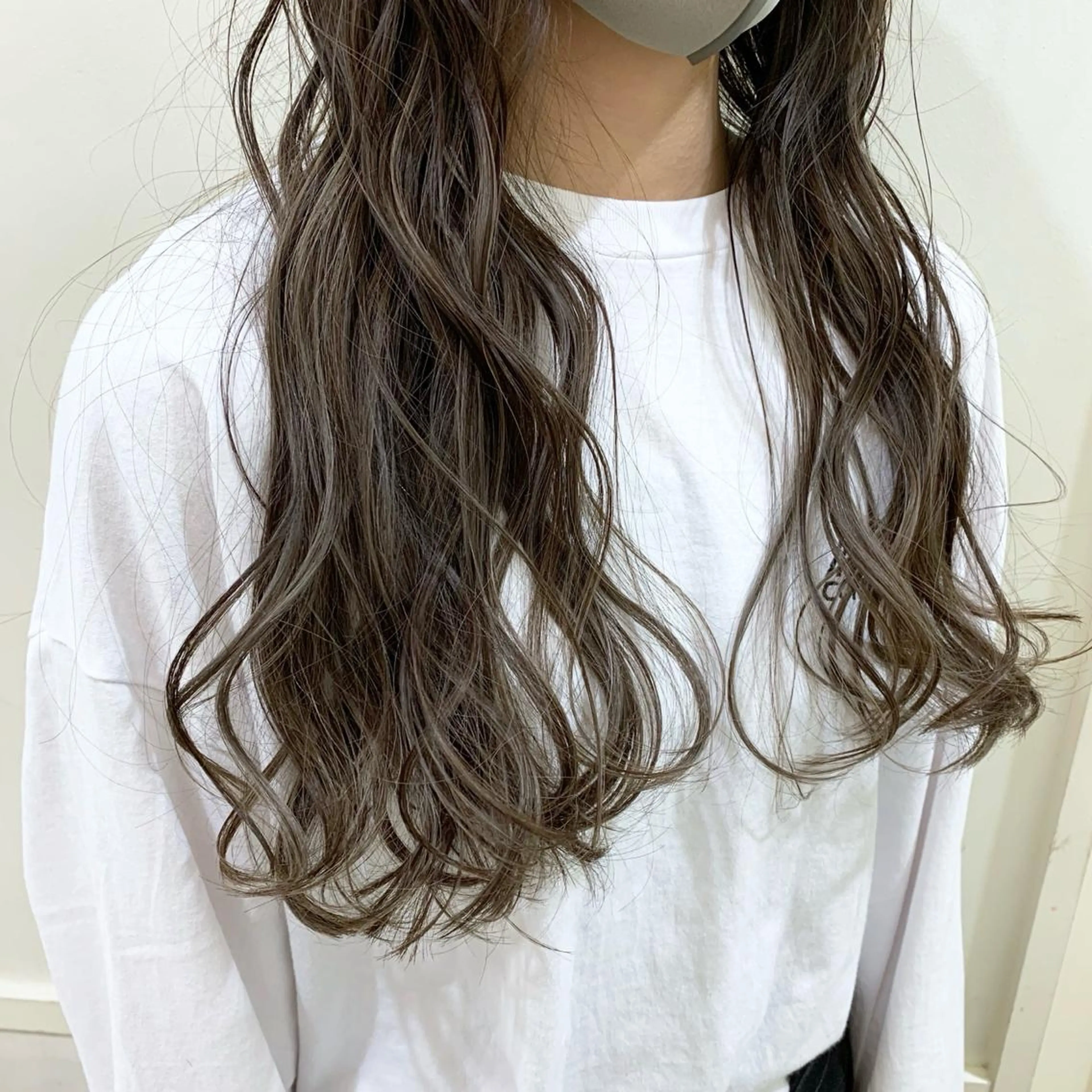 セミロング カラー カット ヘアカラー トリートメント ぱつっとボブ/ 小野あかねのヘアスタイル