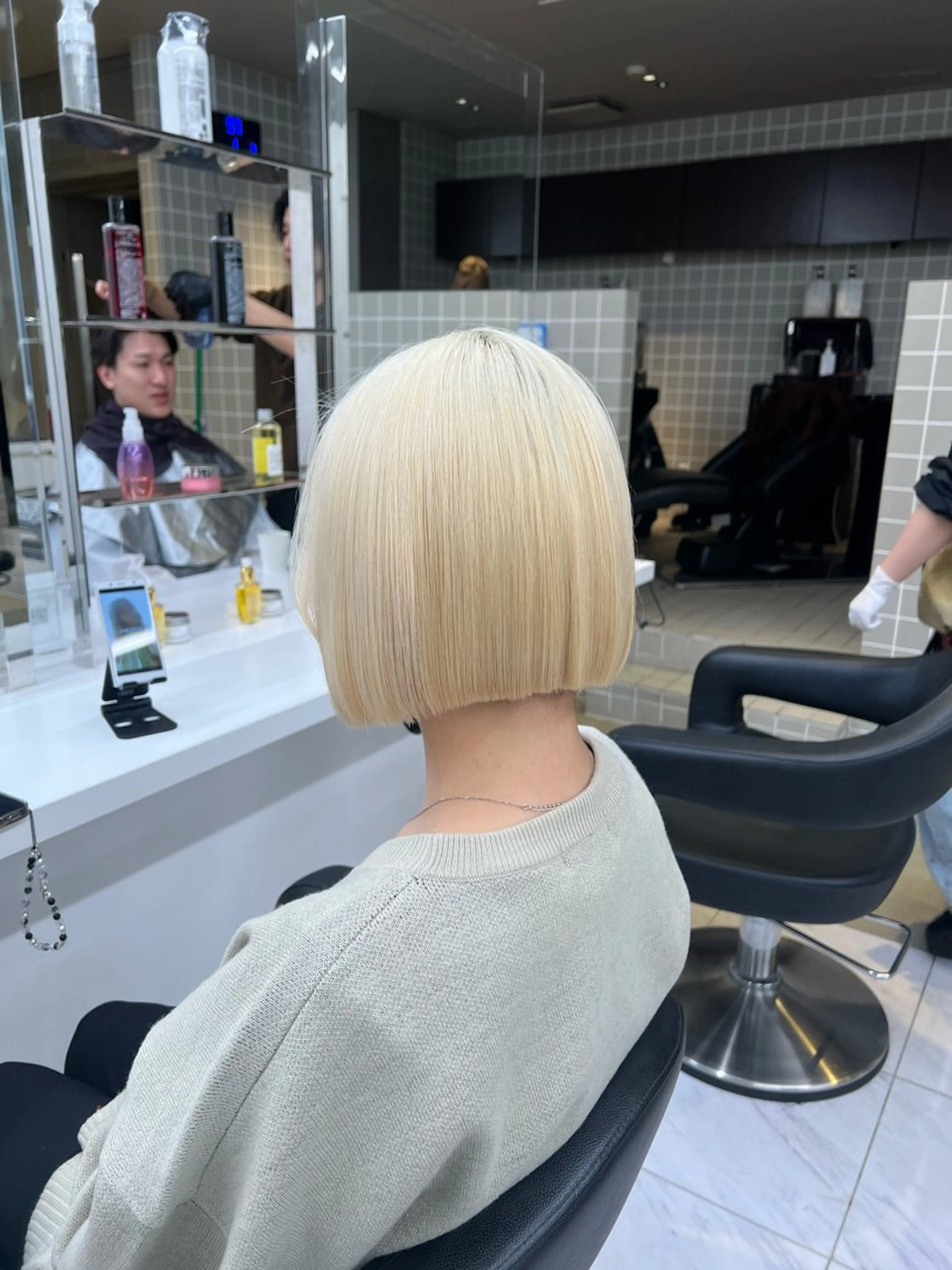 ショート カラー カット 韓国レイヤーカット /REIのヘアスタイル