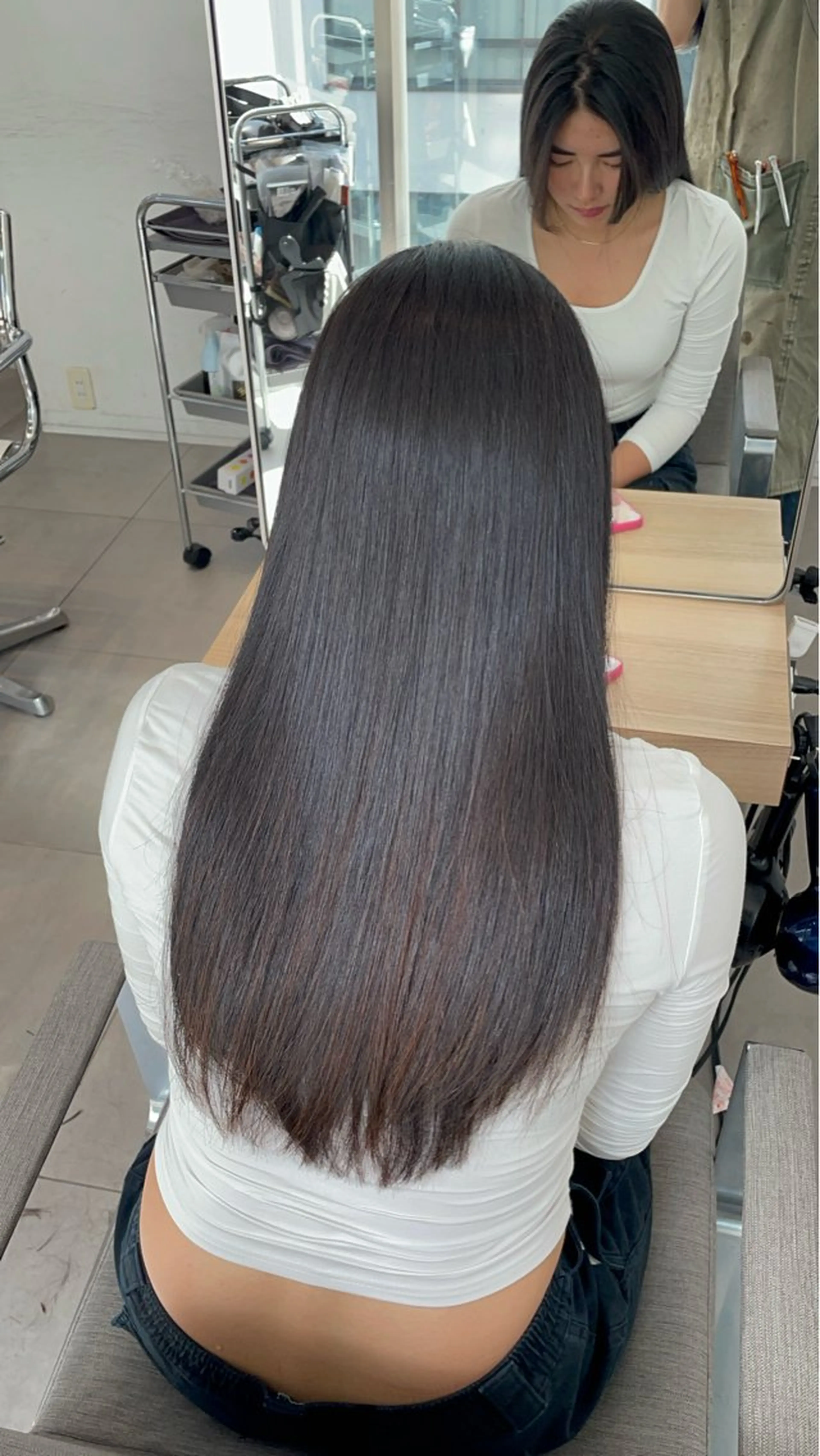 ロング カット 縮毛矯正 トリートメント ヘッドスパ ✨髪質改善✨美髪 矯正🫧小泉のヘアスタイル