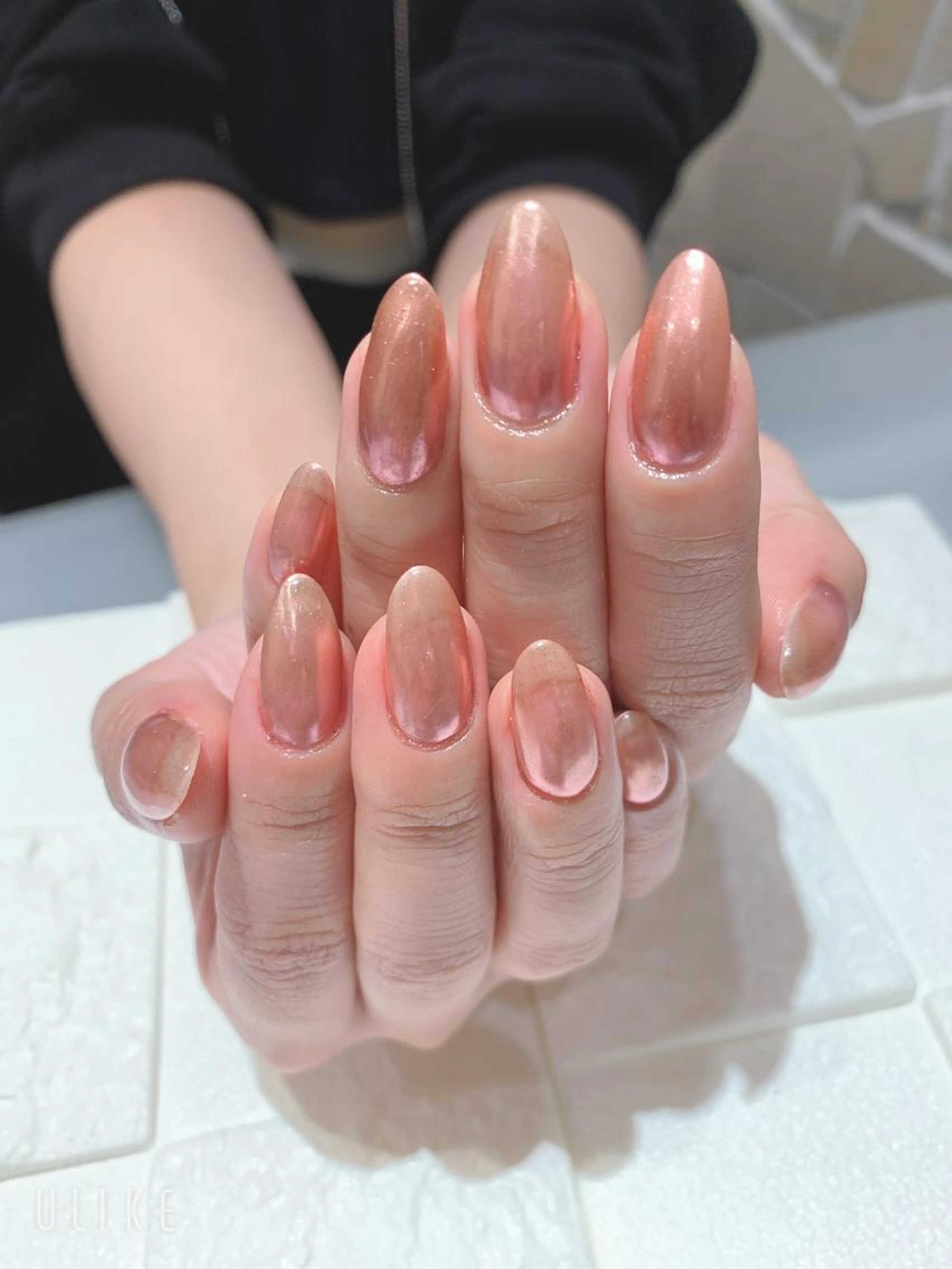 ミラーネイル2色グラデ ジェルネイル 色追加okの写真