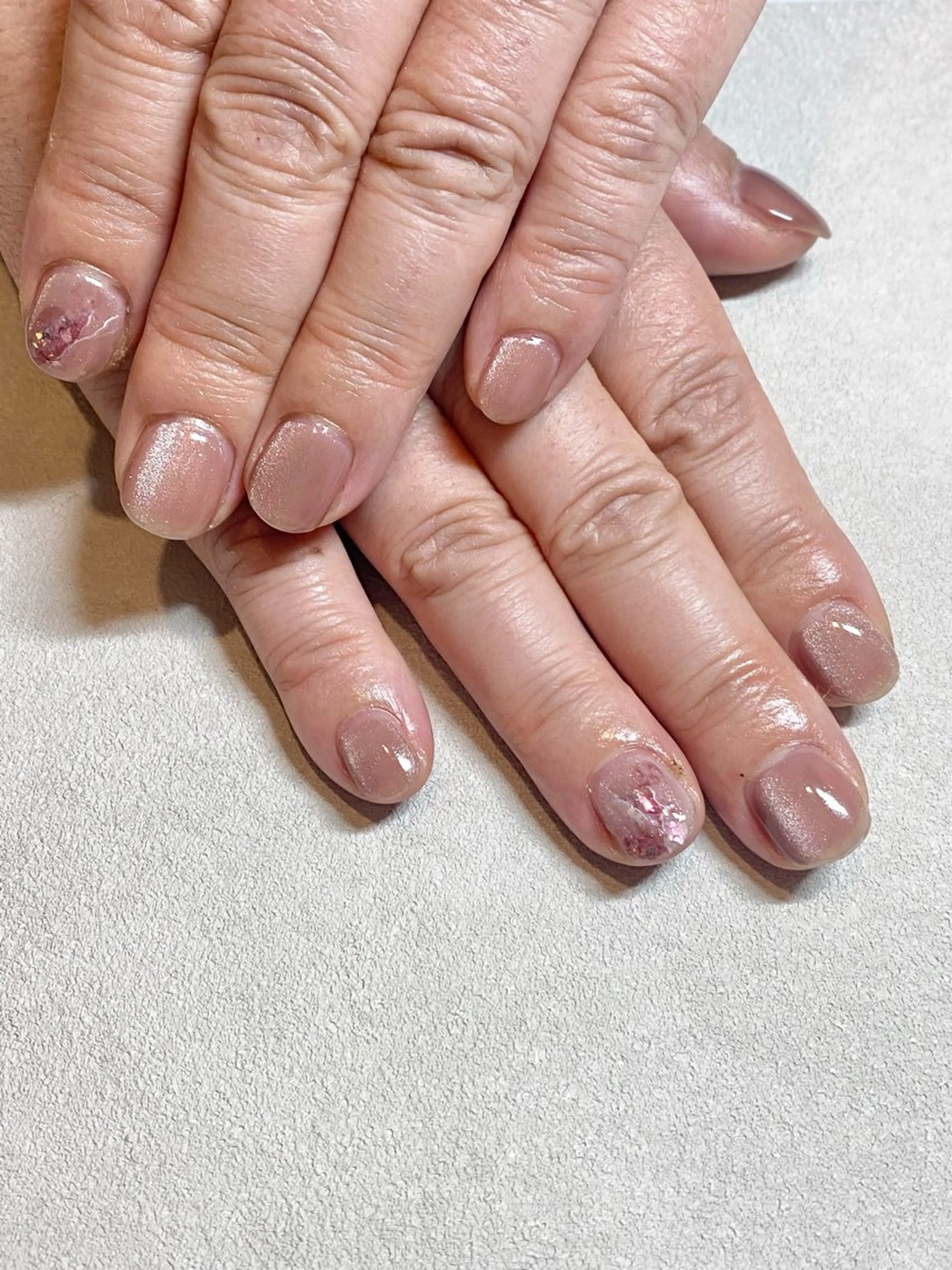 ネイル ハンドネイル nail salon swaddle 🪽のネイルデザイン