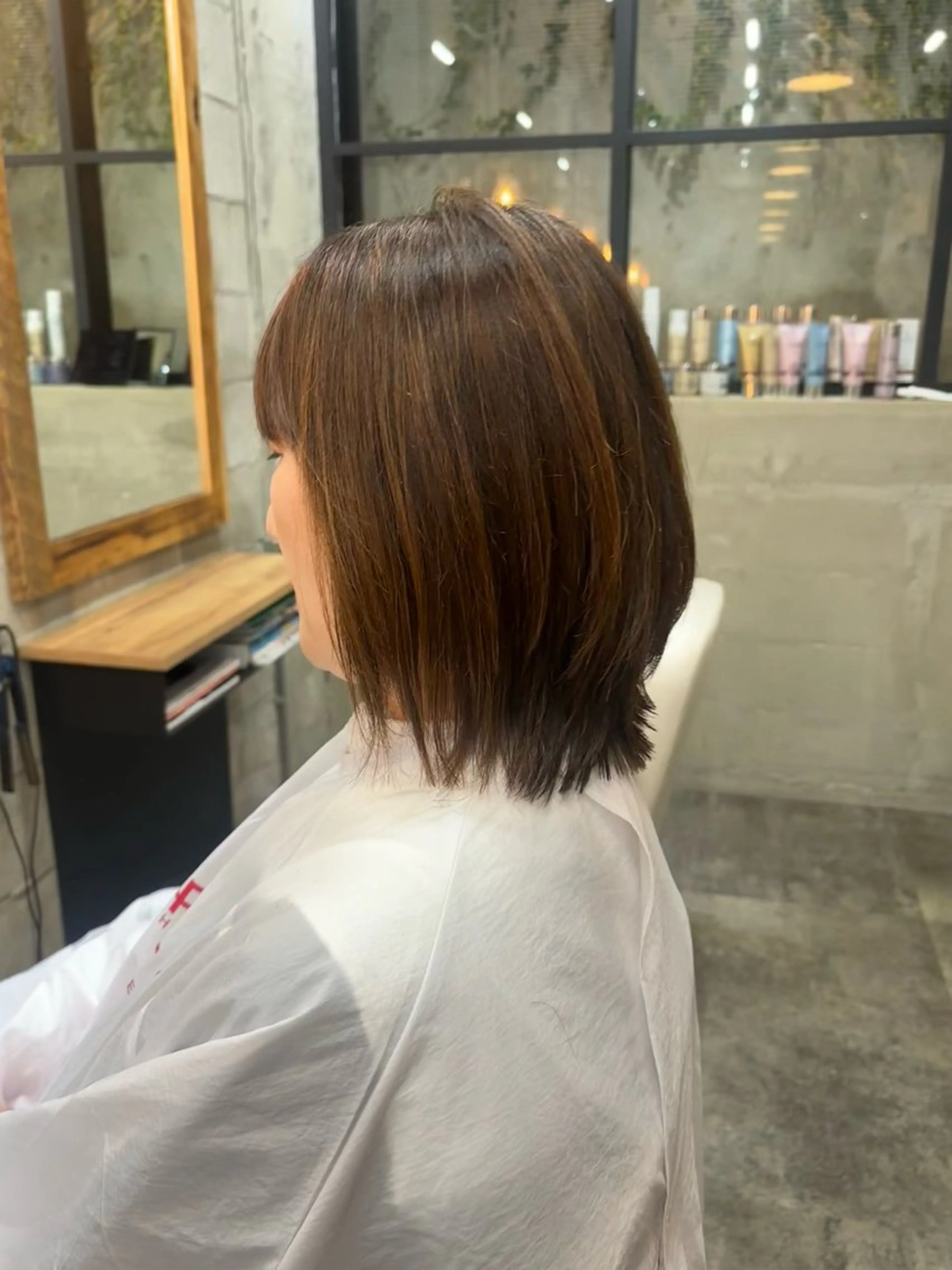 ミディアム ROOTS所属・hachiyama rinaのヘアスタイル